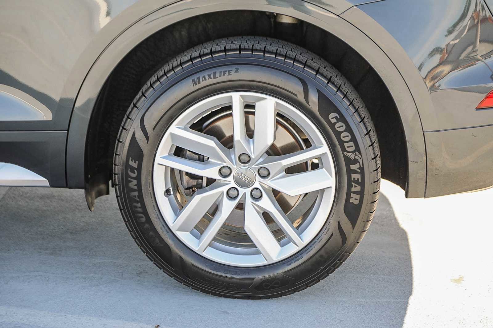 Thumbnail: 2020 Audi Q5 - 11