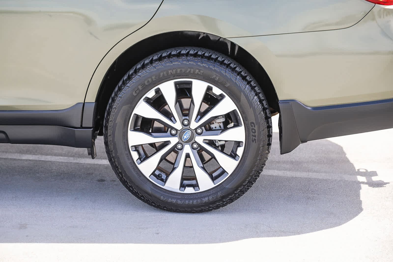 Thumbnail: 2017 Subaru Outback - 11