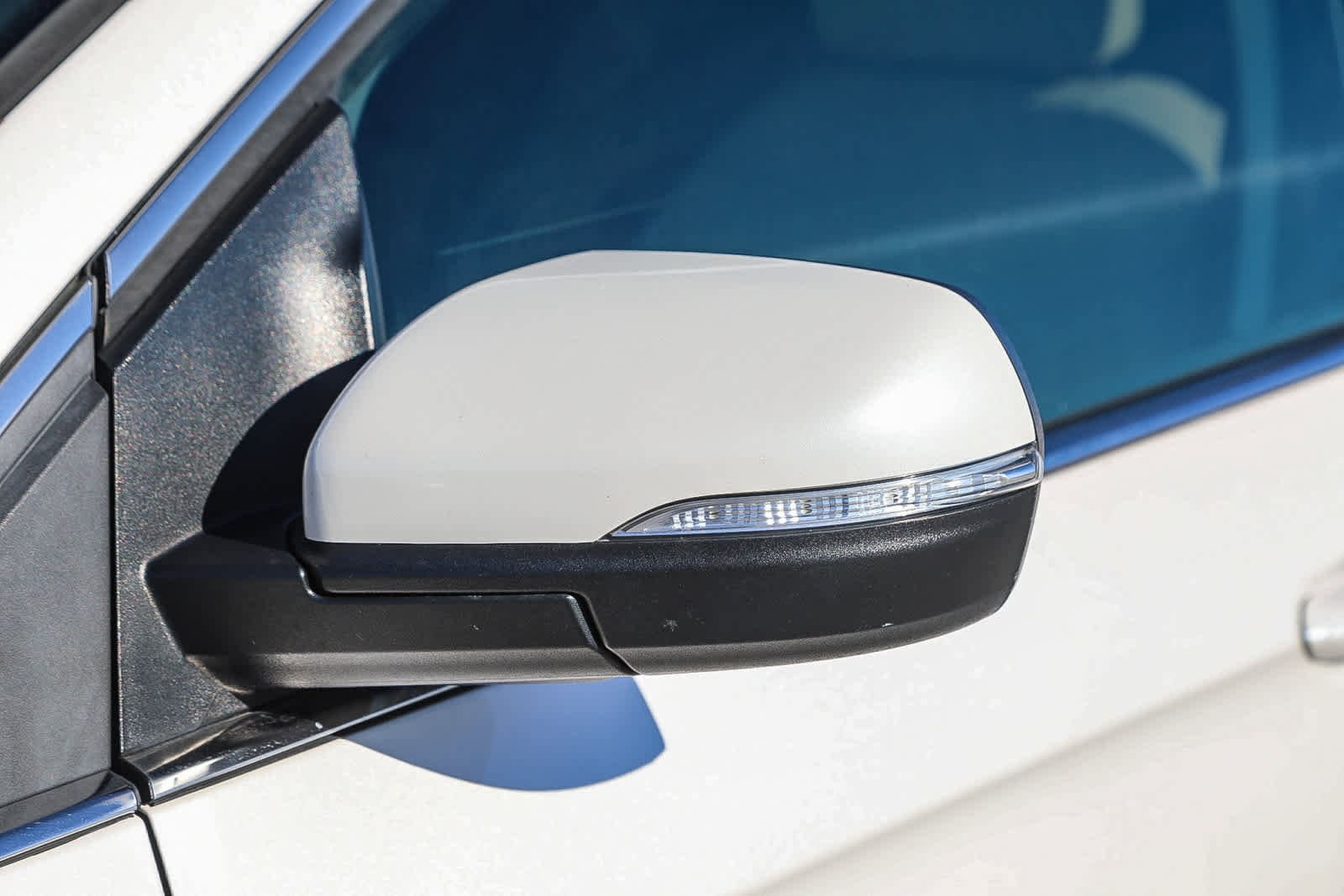 Thumbnail: 2016 Ford Edge - 18