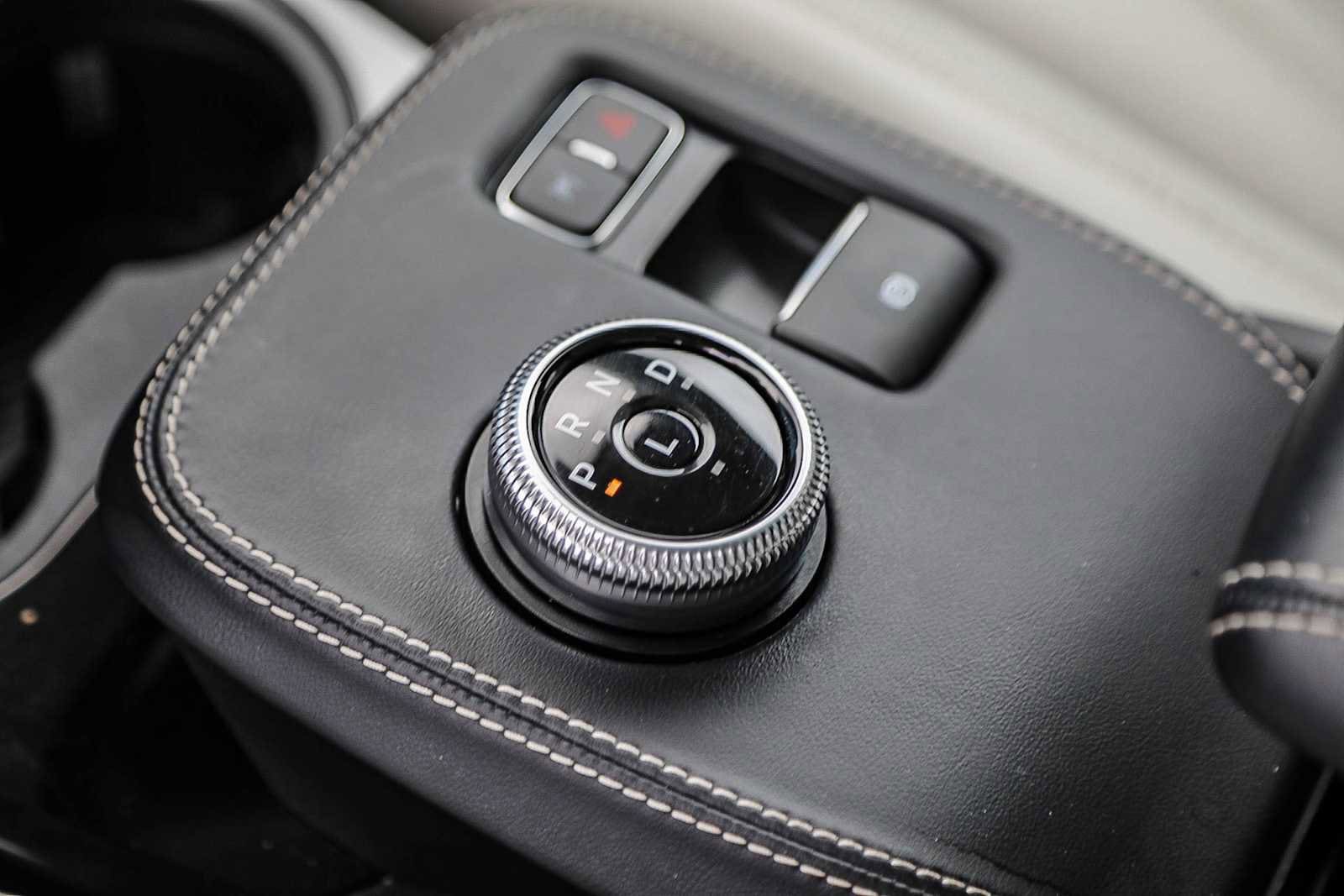 Thumbnail: 2021 Ford Mustang Mach-E - 20