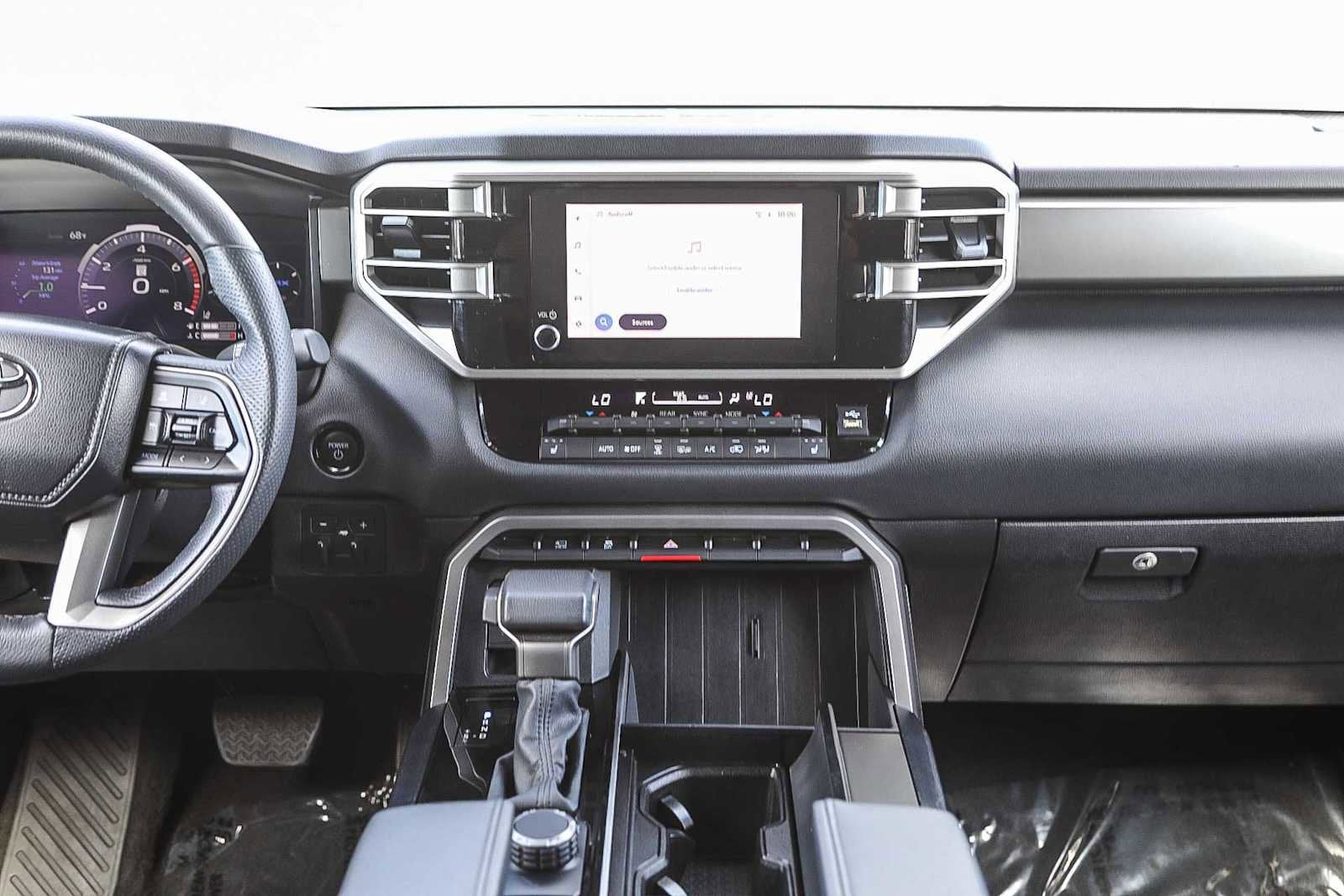 2025 Toyota Sequoia SR5 - Photo 13
