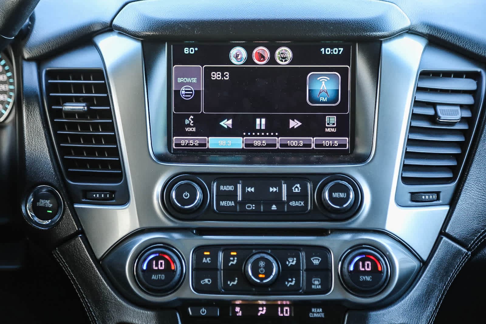 Thumbnail: 2015 Chevrolet Suburban - 13