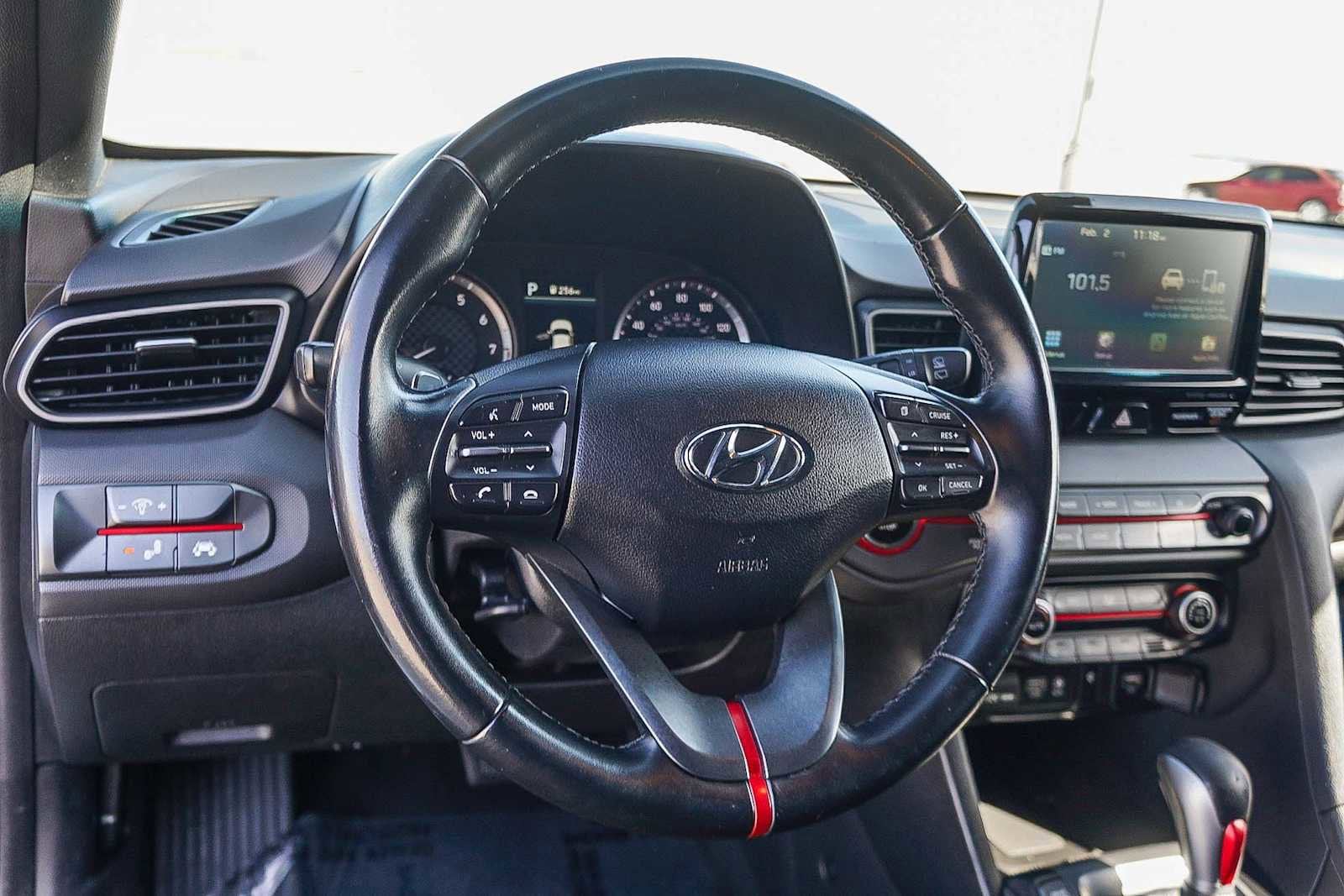 Thumbnail: 2019 Hyundai Veloster - 16