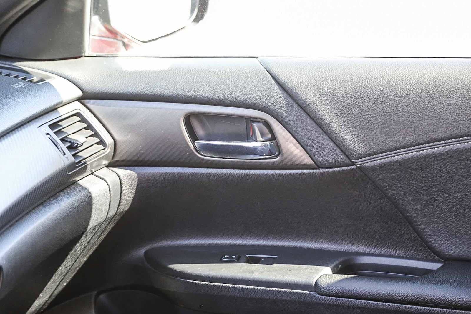 Thumbnail: 2016 Honda Accord - 21