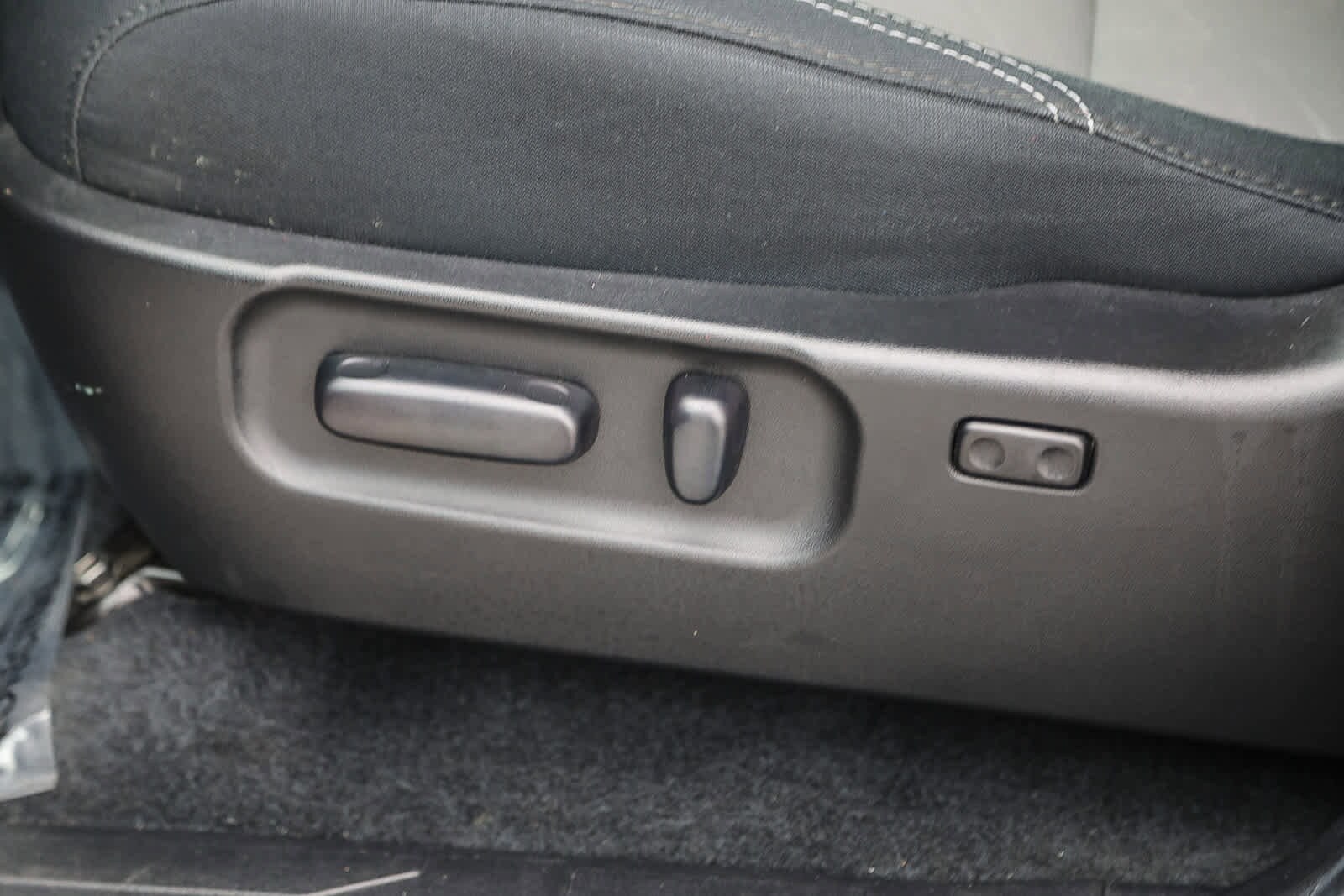 Thumbnail: 2023 Toyota Tacoma - 20