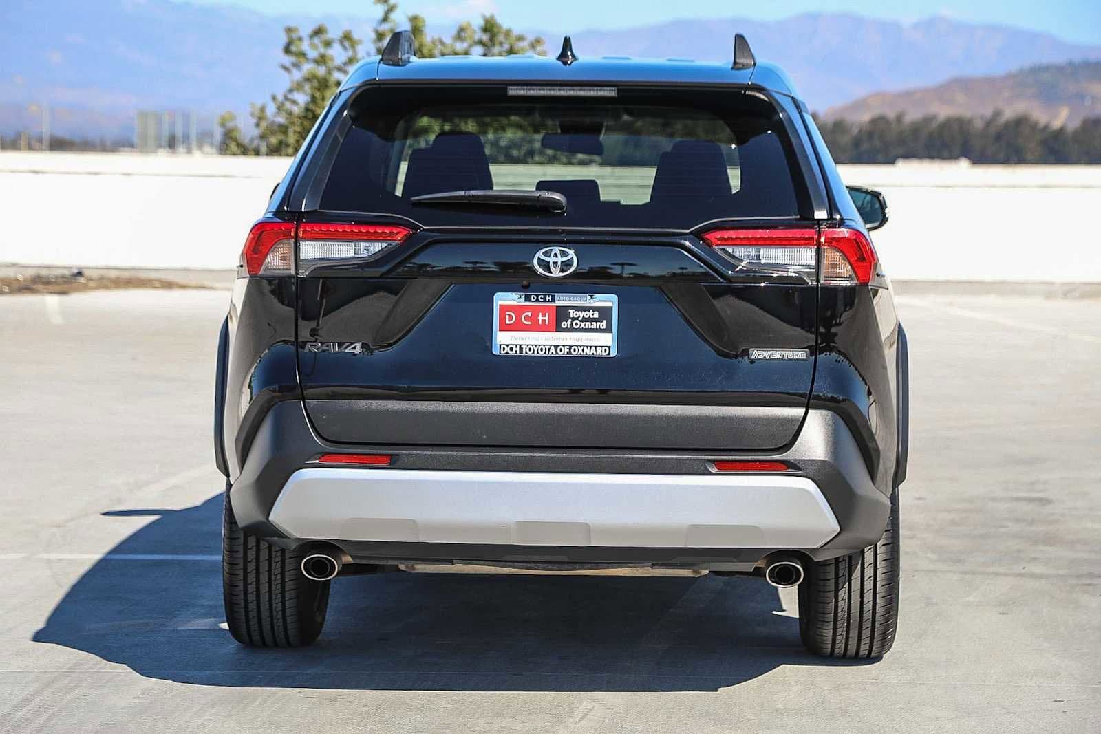 Thumbnail: 2024 Toyota RAV4 - 6