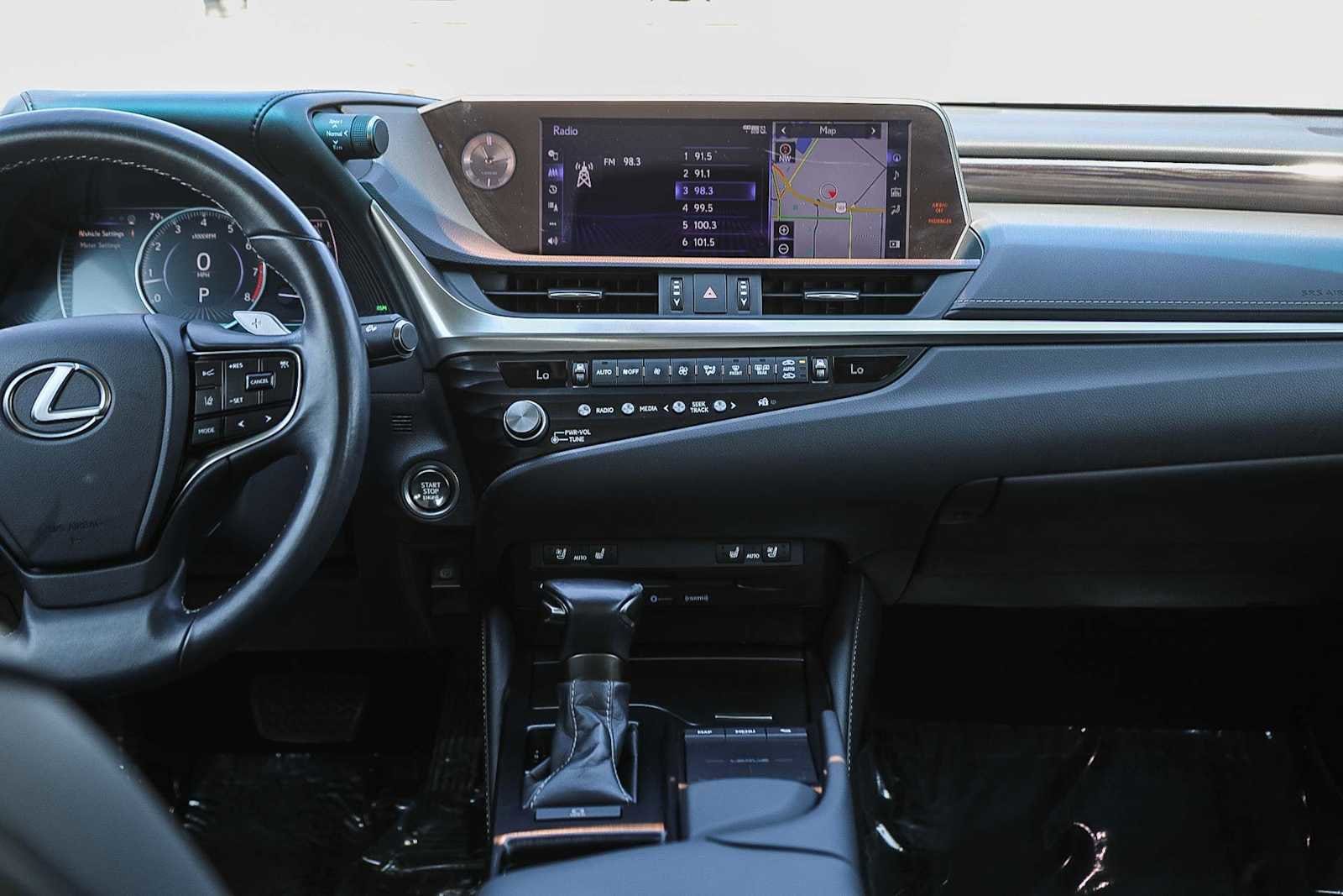 Thumbnail: 2021 Lexus ES - 12