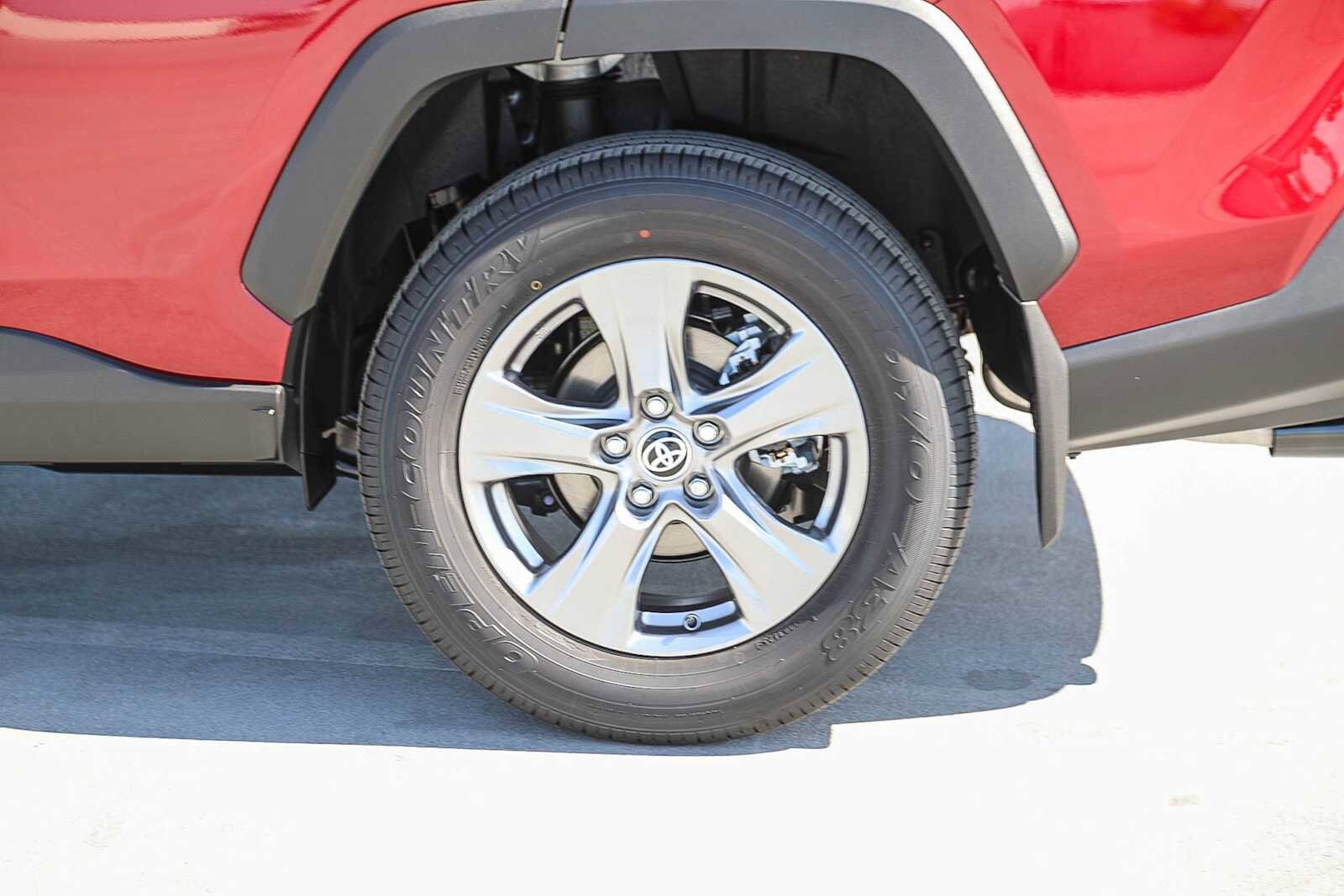 Thumbnail: 2025 Toyota RAV4 - 10