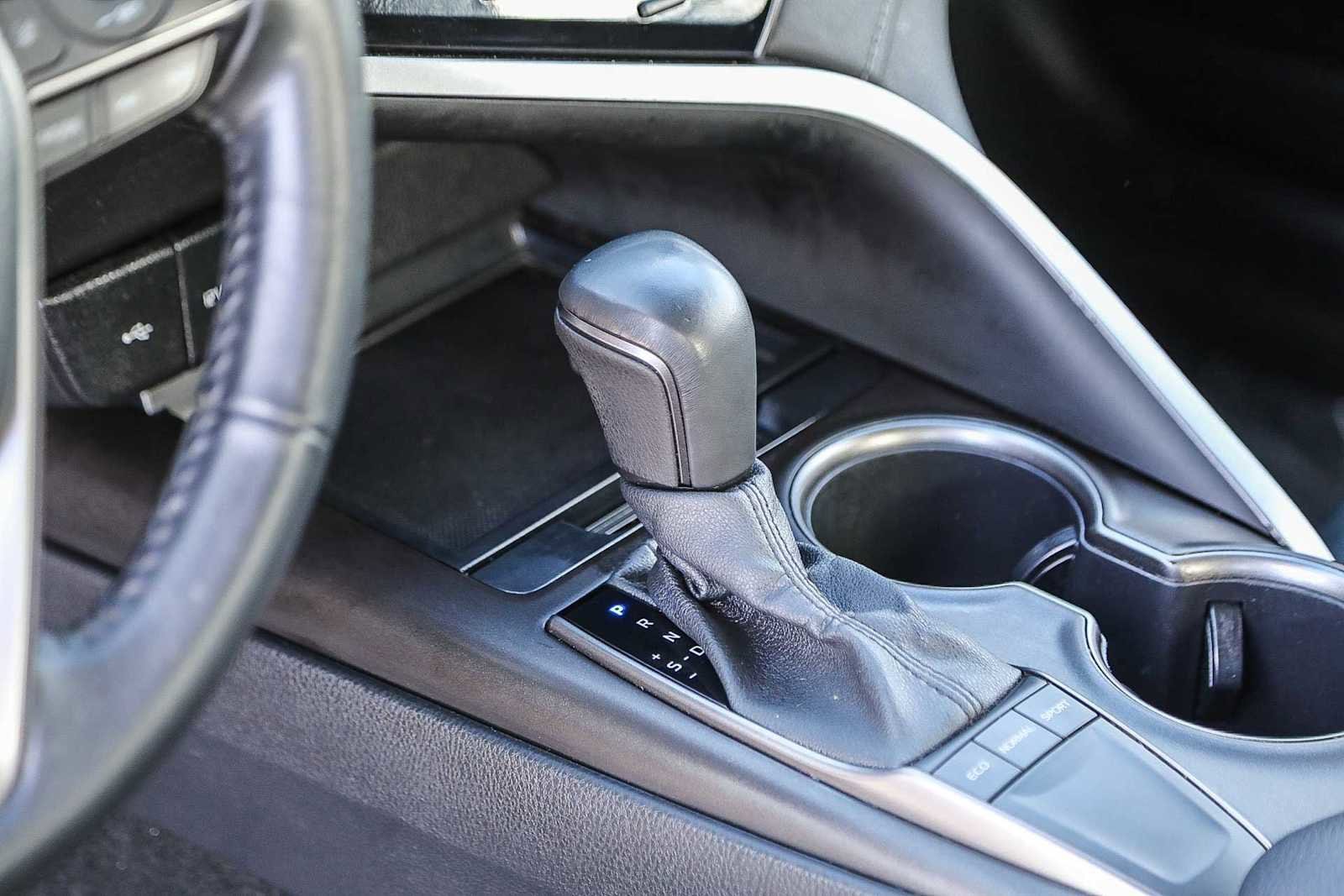 Thumbnail: 2023 Toyota Camry - 21