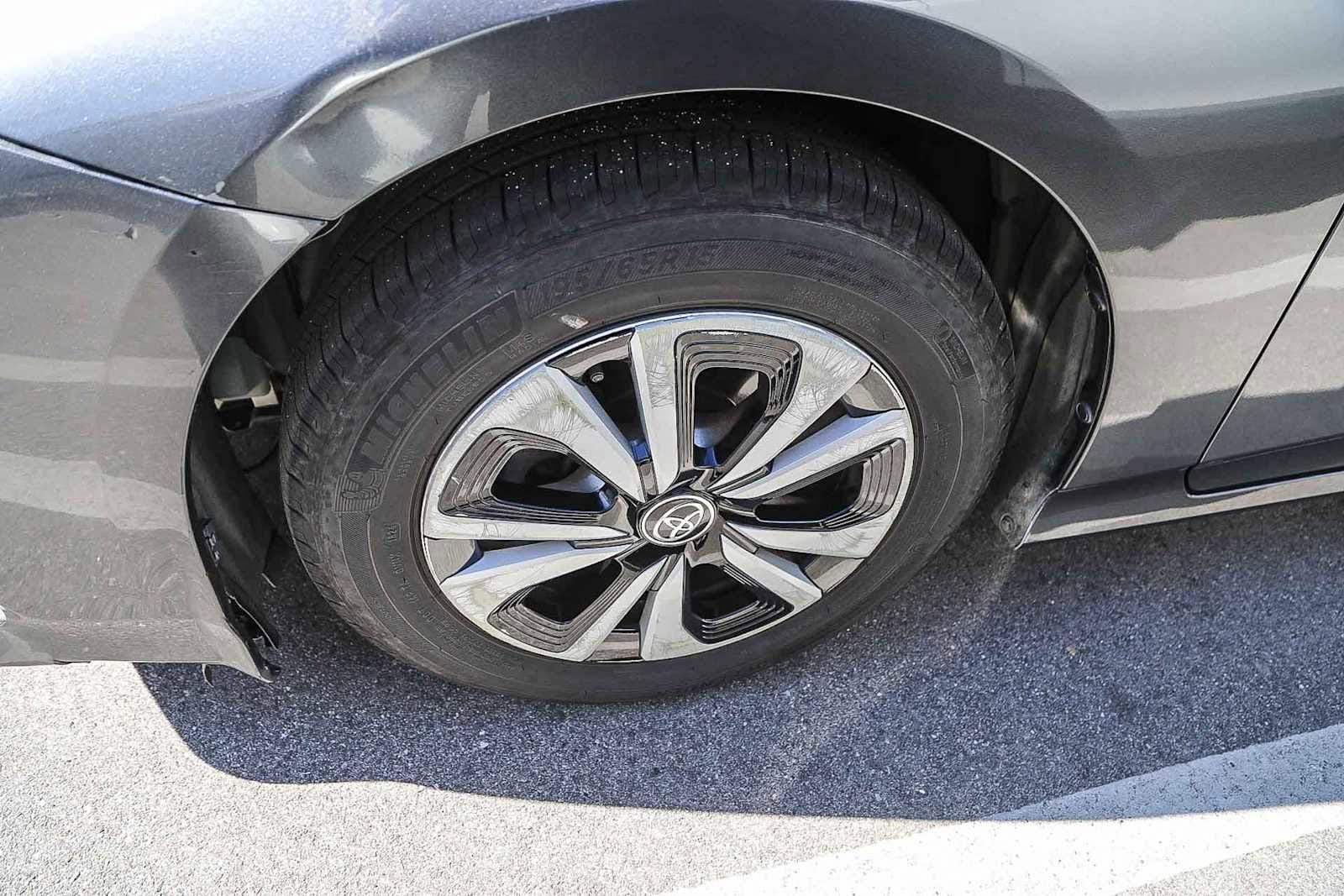 Thumbnail: 2019 Toyota Prius Prime - 8