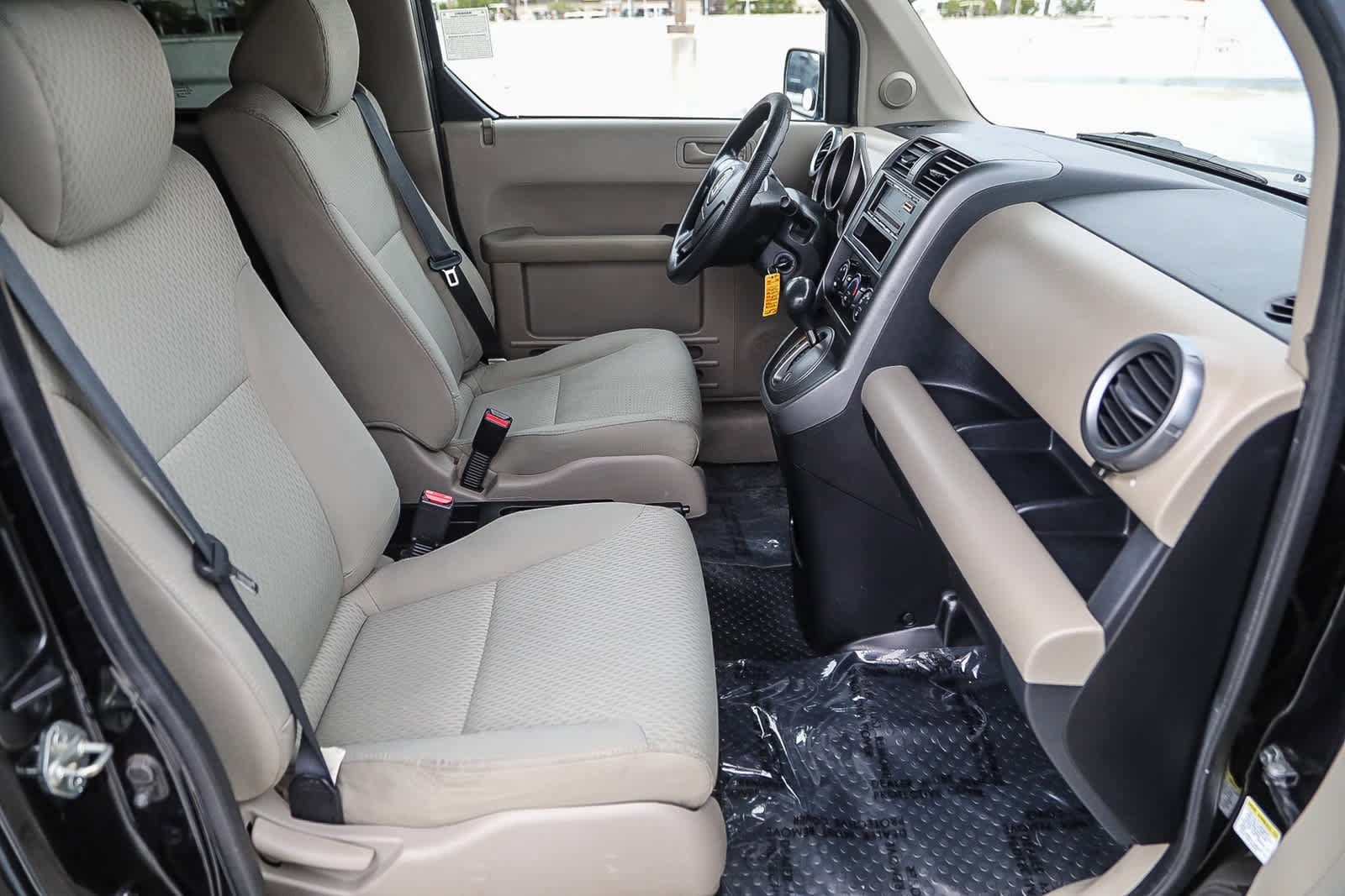 Thumbnail: 2010 Honda Element - 16