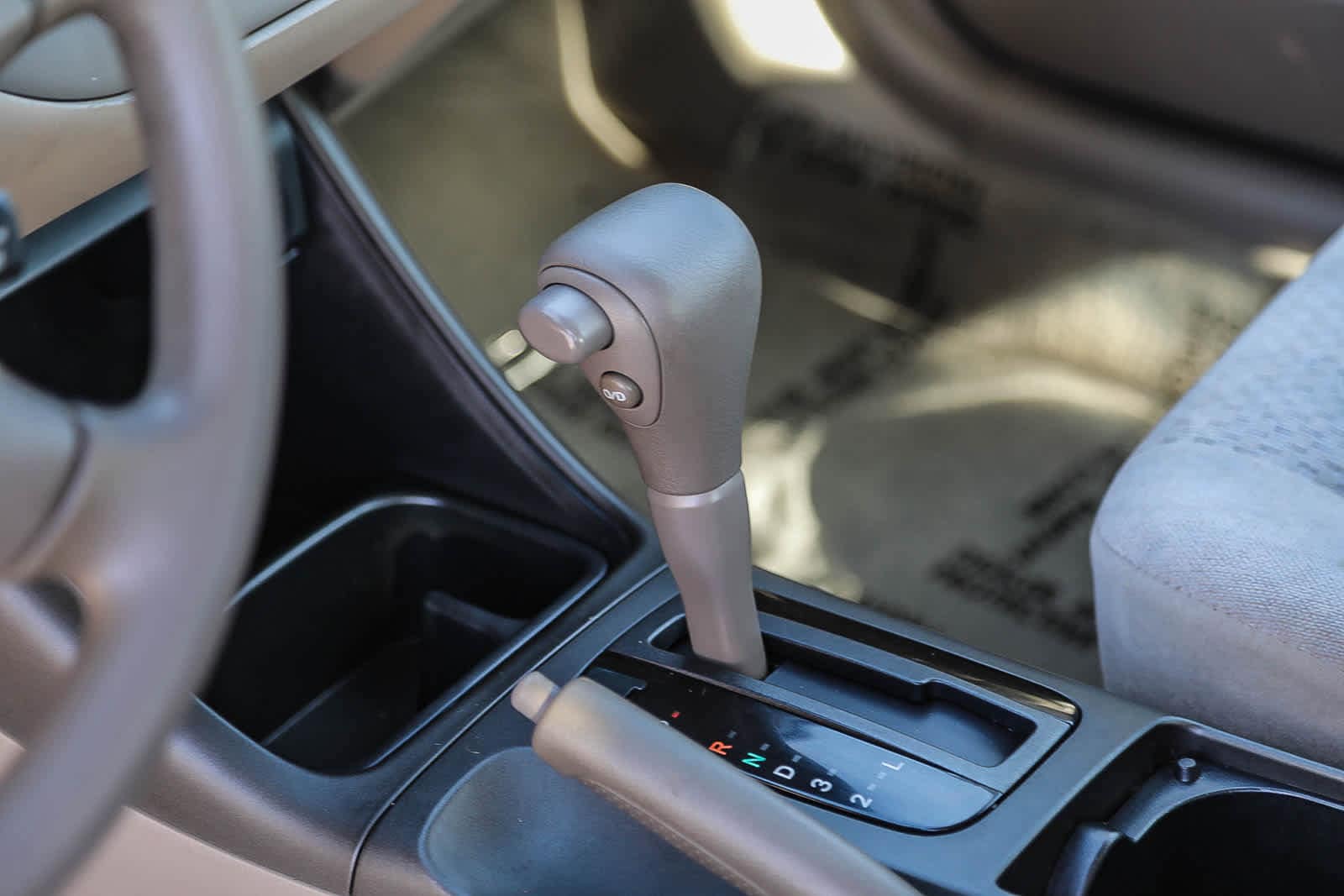 Thumbnail: 2004 Toyota Camry - 20