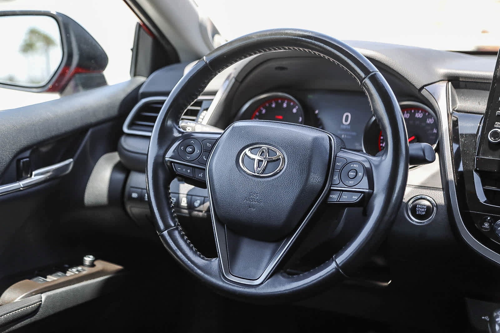 Thumbnail: 2023 Toyota Camry - 16