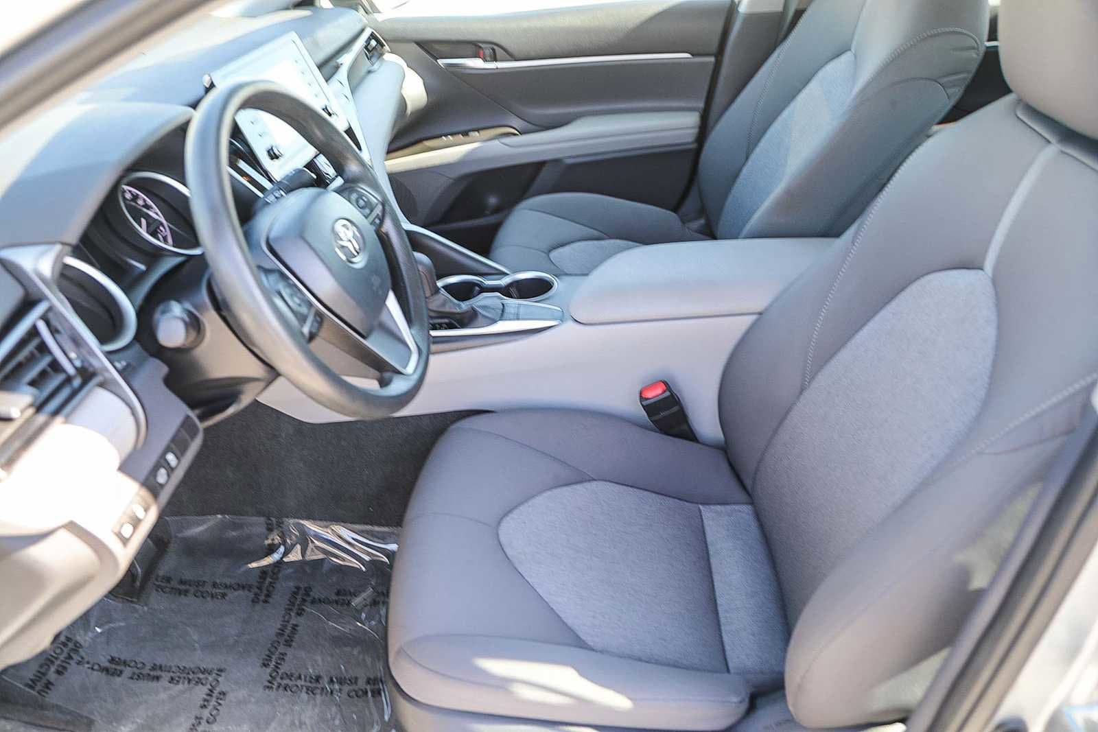 Thumbnail: 2023 Toyota Camry - 17