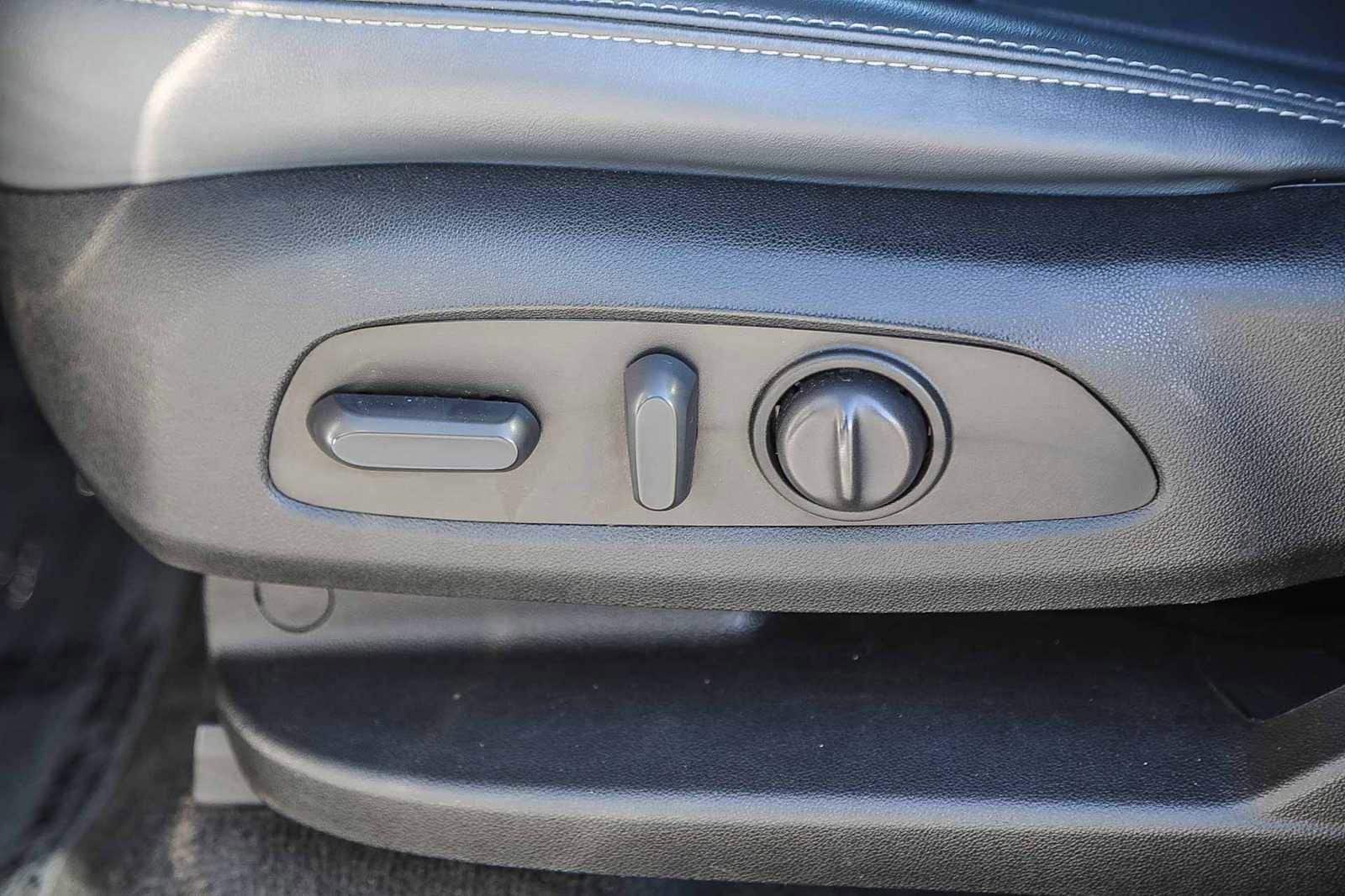 Thumbnail: 2023 Buick Enclave - 19