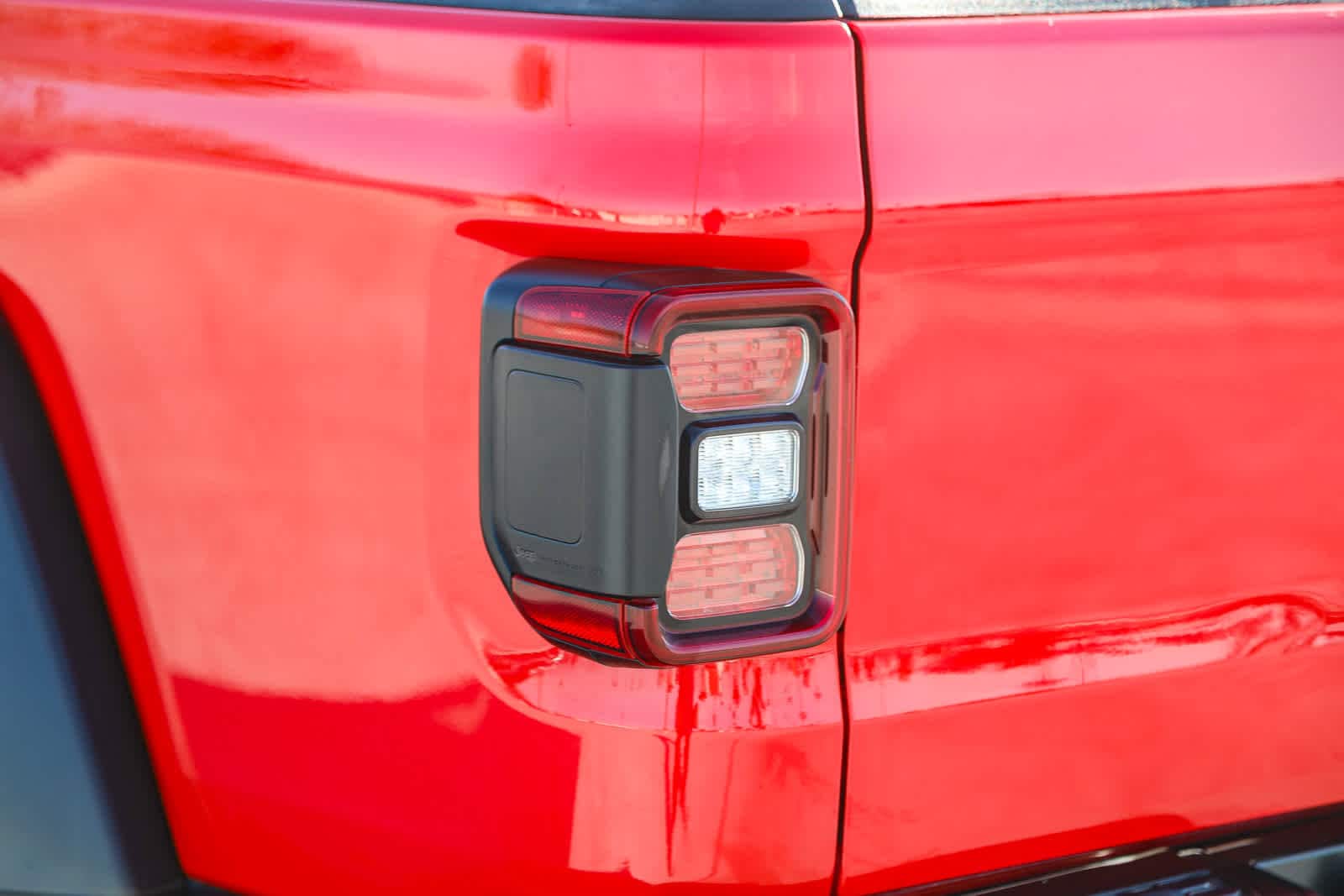 Thumbnail: 2020 Jeep Gladiator - 9