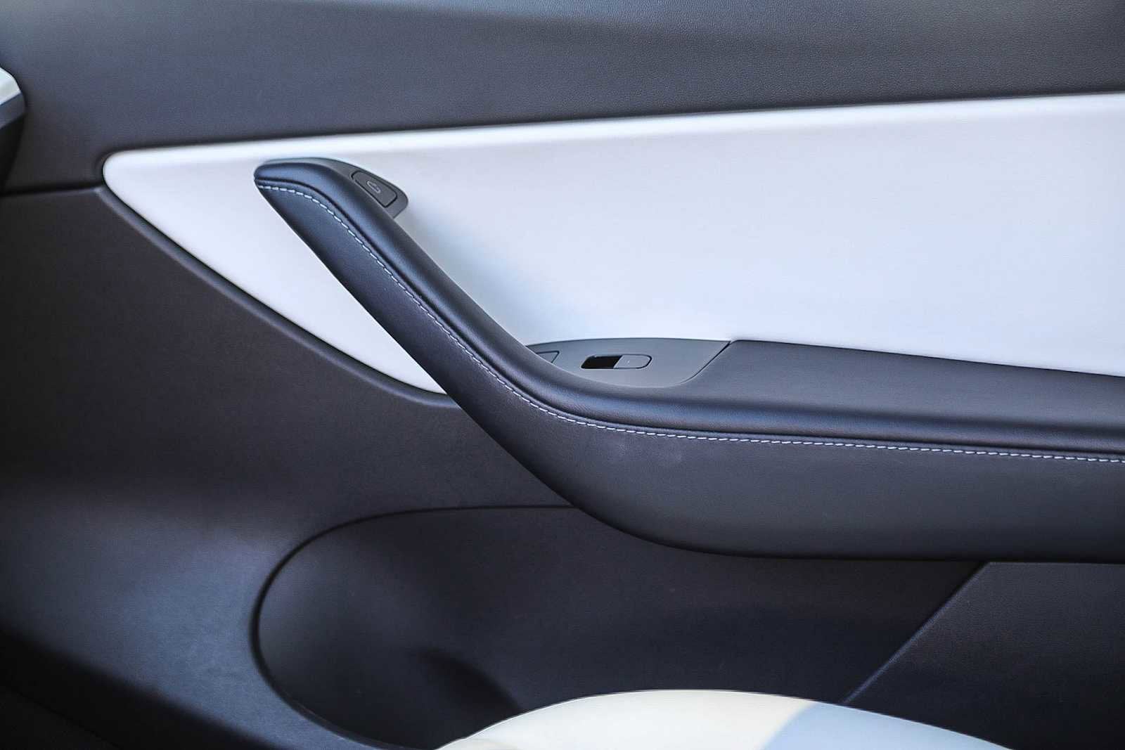 Thumbnail: 2021 Tesla Model Y - 20