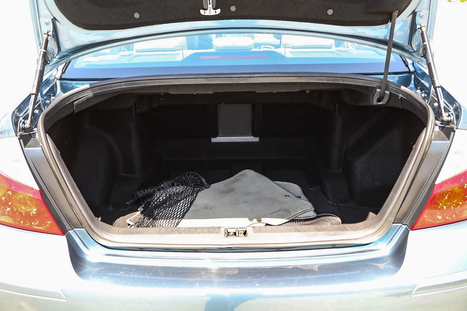Thumbnail: 2008 INFINITI M45 - 24