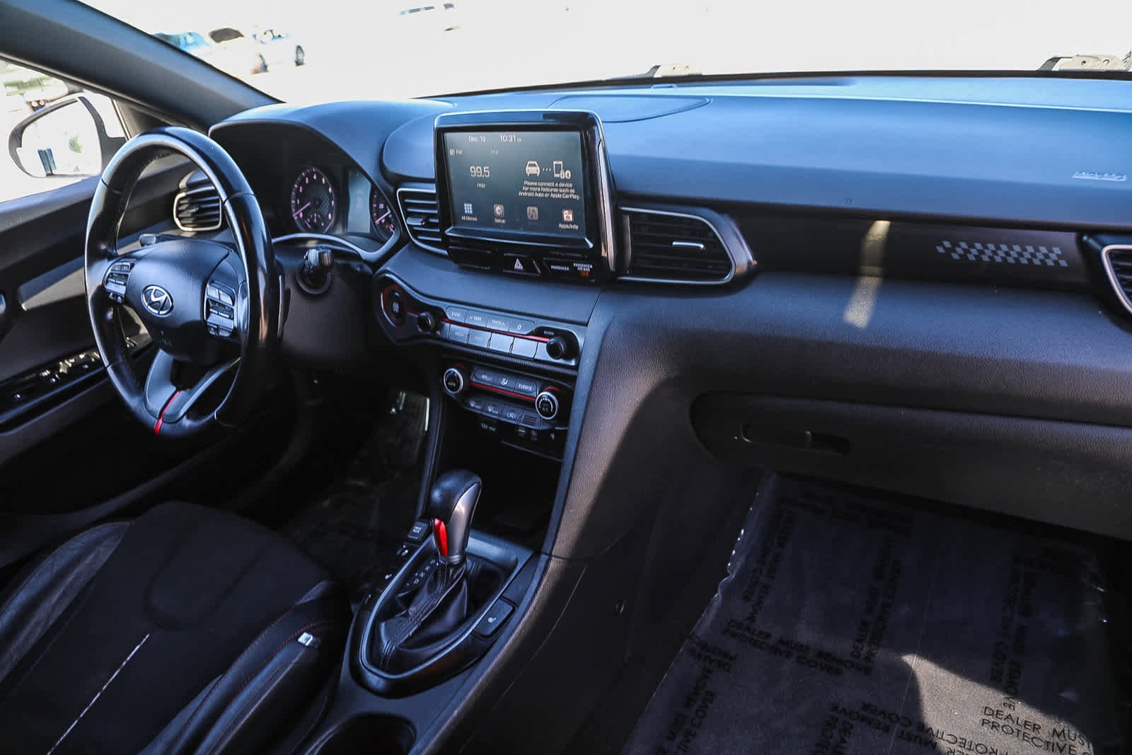 Thumbnail: 2019 Hyundai Veloster - 13