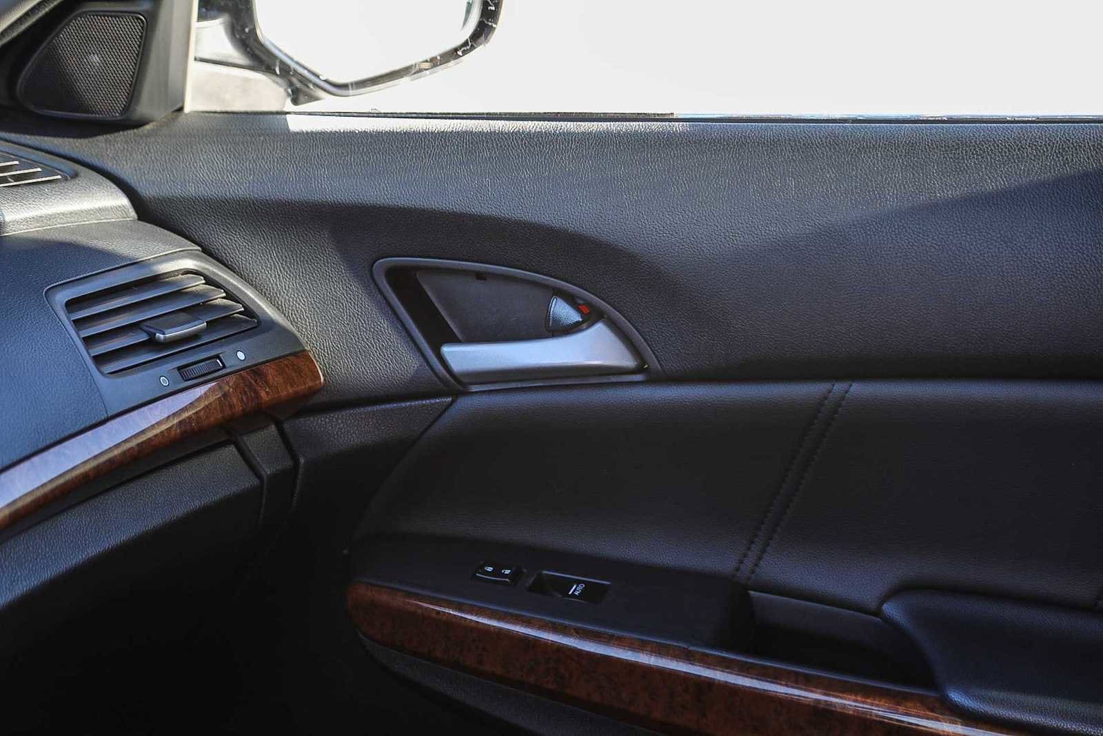 Thumbnail: 2012 Honda Accord - 21