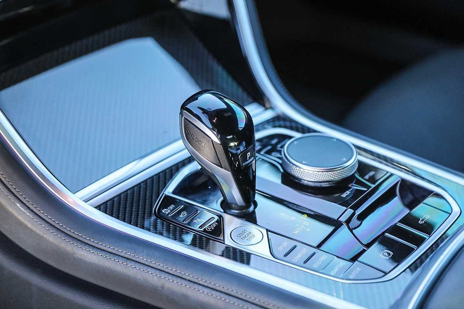 Thumbnail: 2024 BMW 8 Series - 26