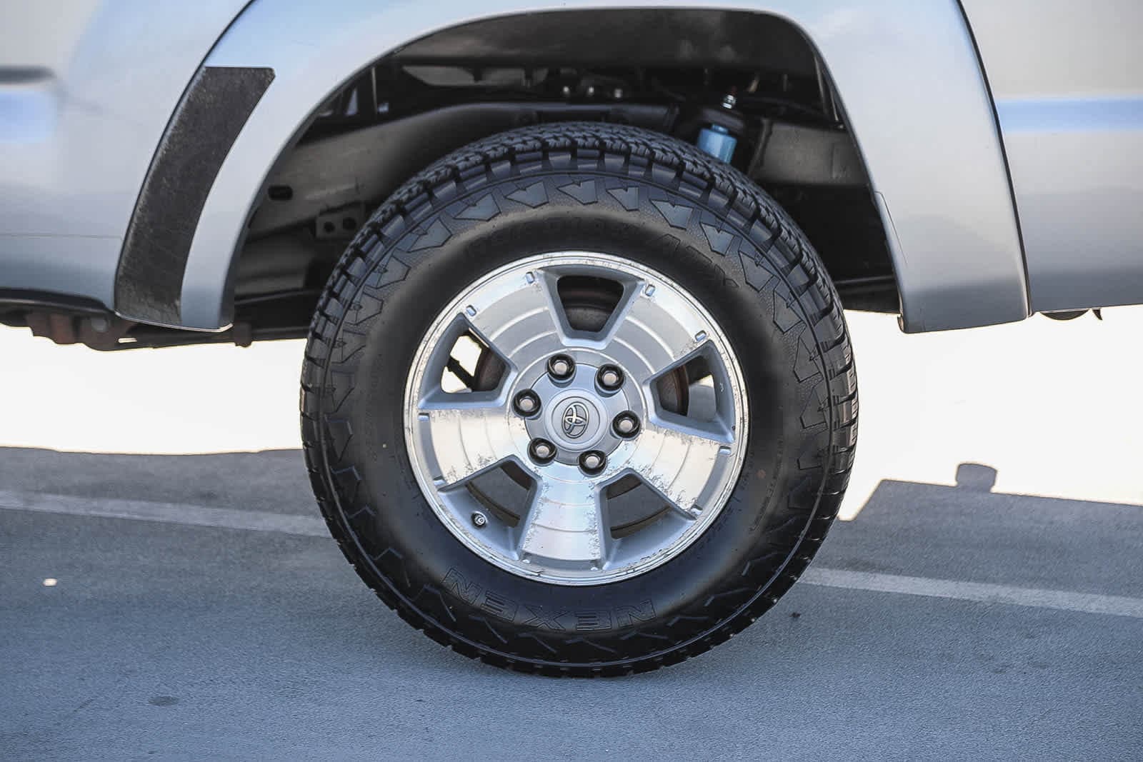 Thumbnail: 2011 Toyota Tacoma - 11