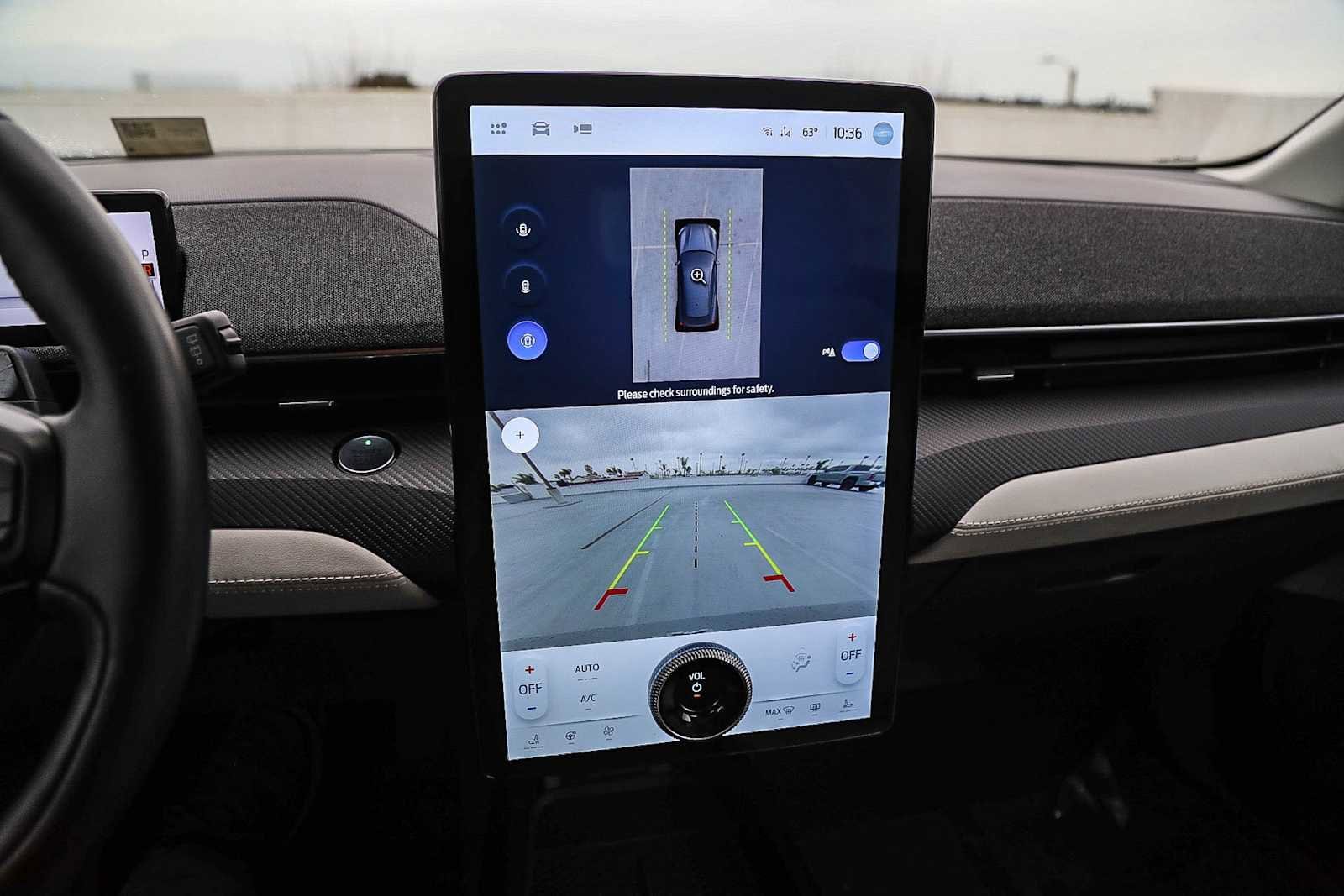 Thumbnail: 2021 Ford Mustang Mach-E - 23