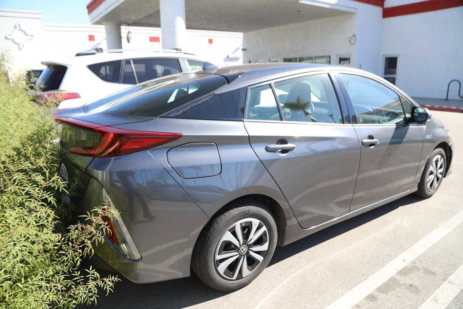 Thumbnail: 2019 Toyota Prius Prime - 5