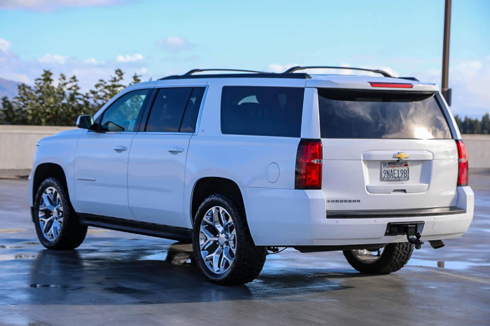 Thumbnail: 2015 Chevrolet Suburban - 6