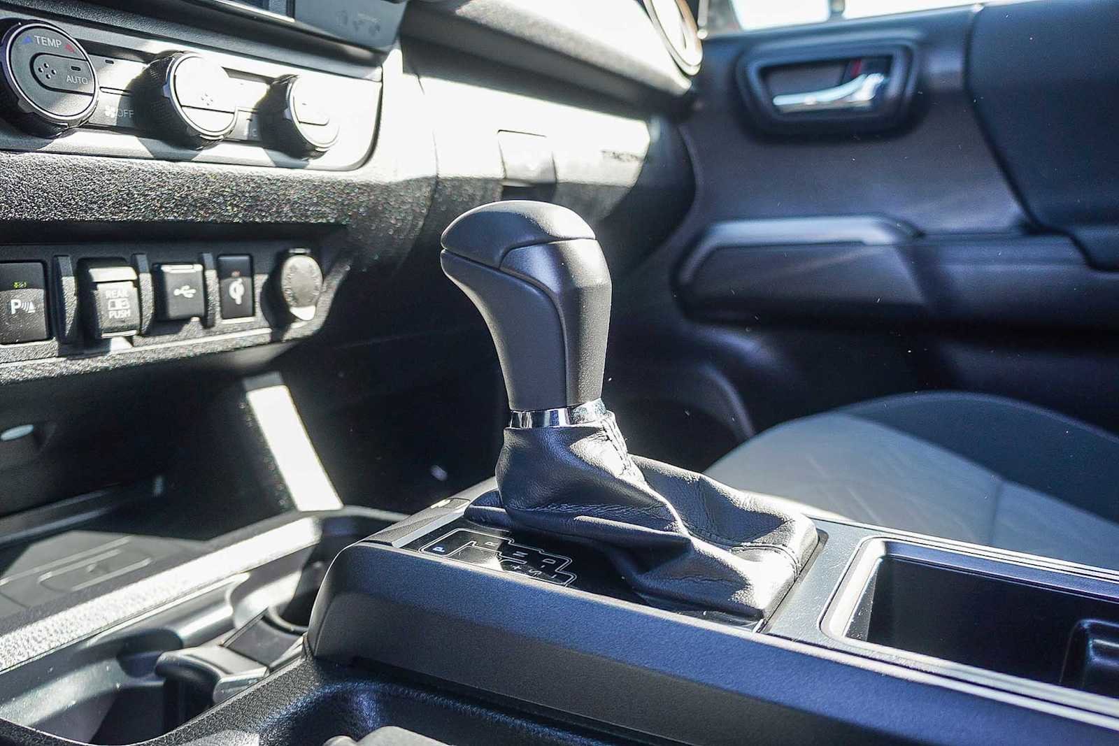 Thumbnail: 2023 Toyota Tacoma - 26