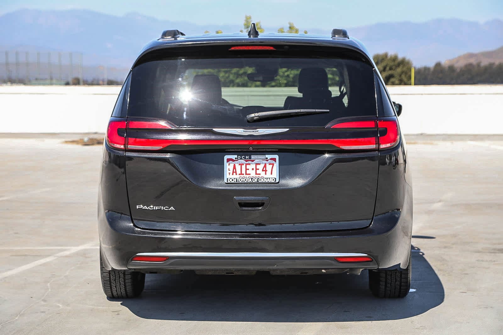 Thumbnail: 2022 Chrysler Pacifica - 6