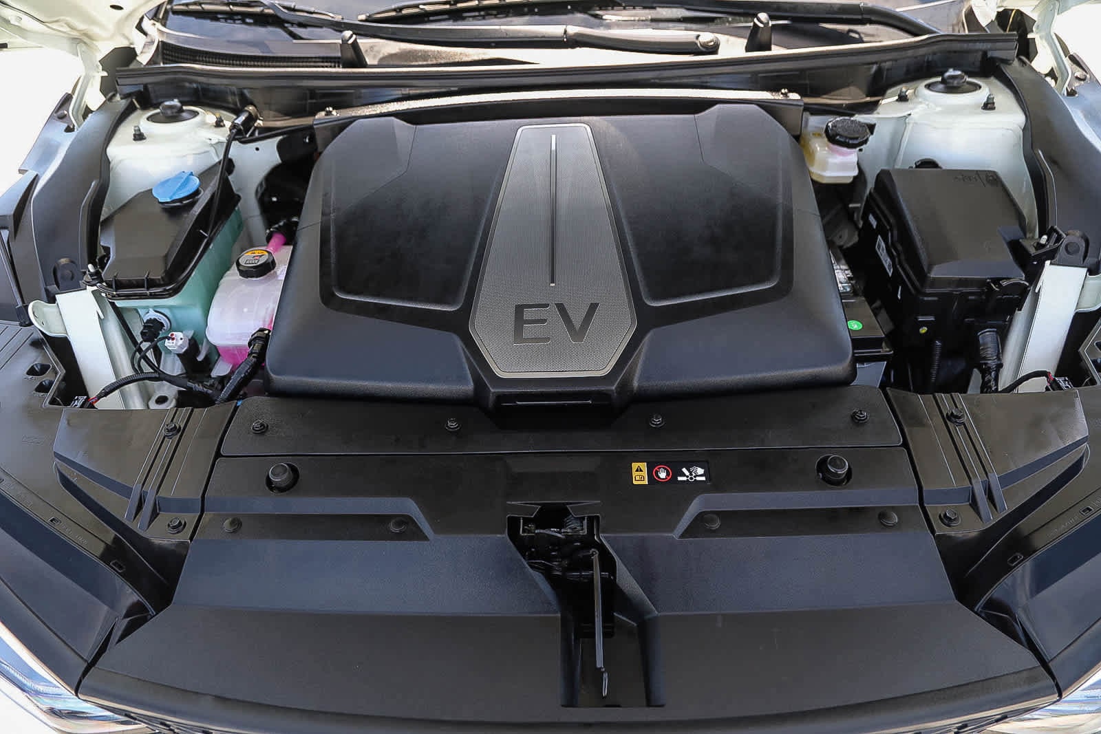 Thumbnail: 2024 Kia EV6 - 26