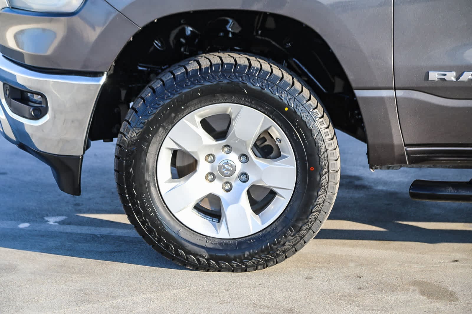 Thumbnail: 2021 RAM 1500 - 10