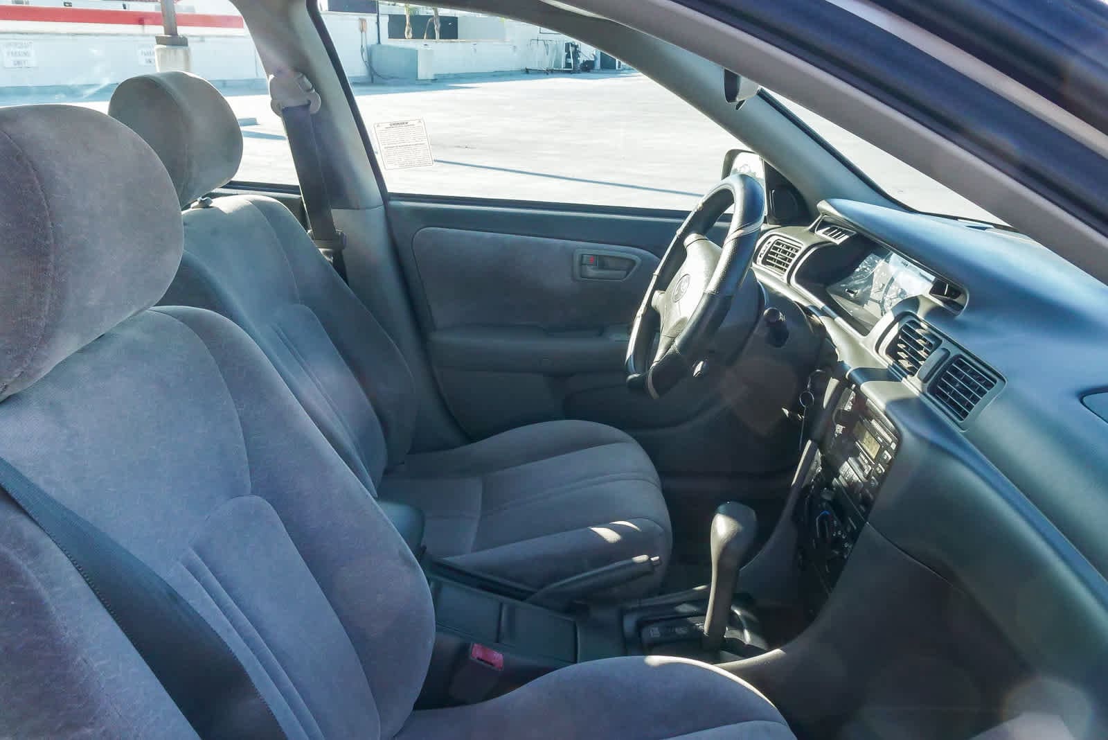 Thumbnail: 1999 Toyota Camry - 18