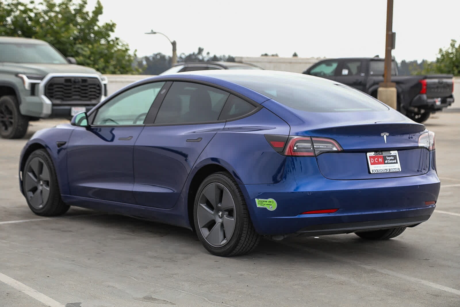 Thumbnail: 2022 Tesla Model 3 - 7