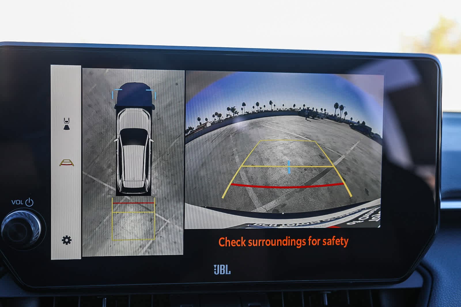 Thumbnail: 2025 Toyota RAV4 - 25