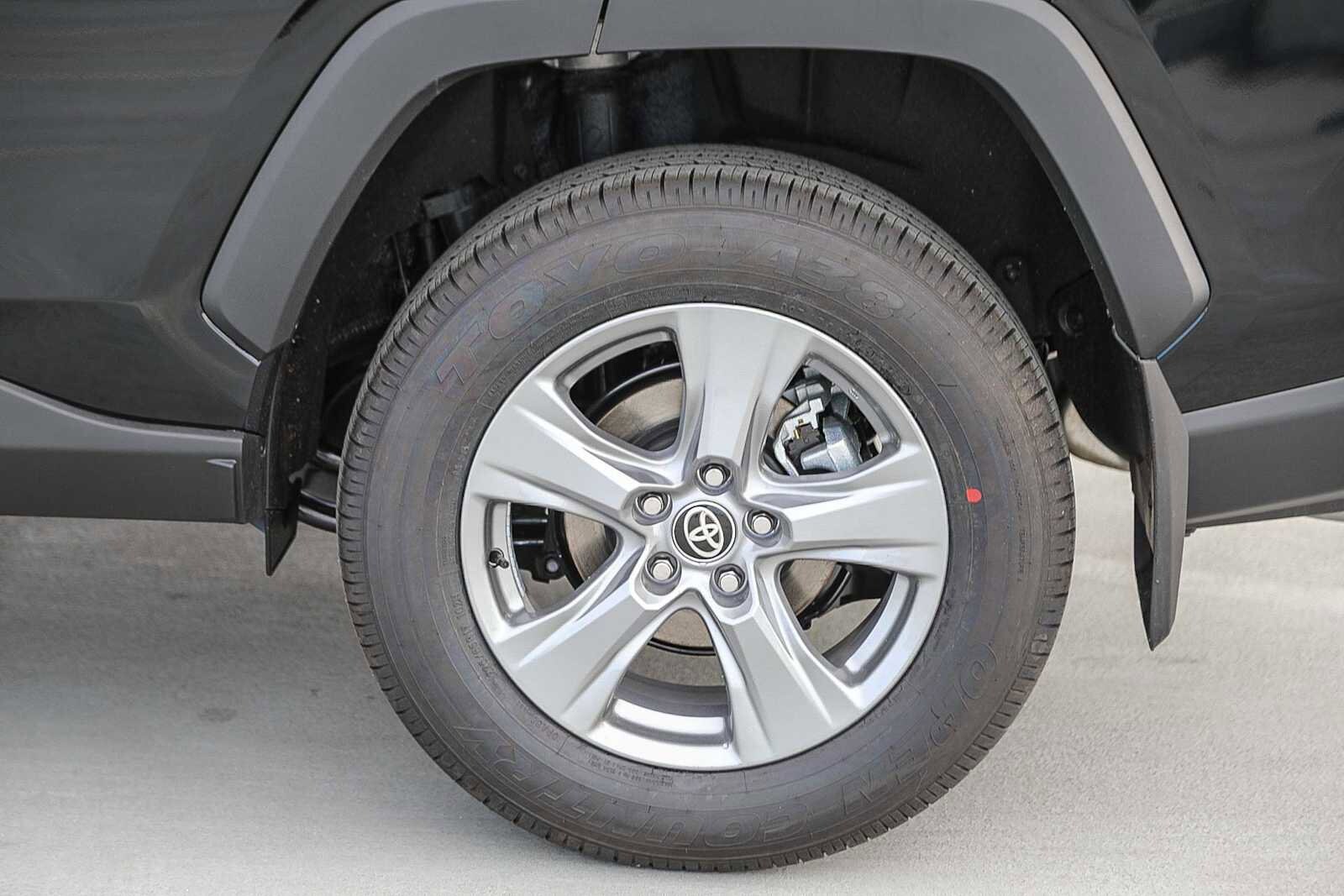 Thumbnail: 2025 Toyota RAV4 - 11