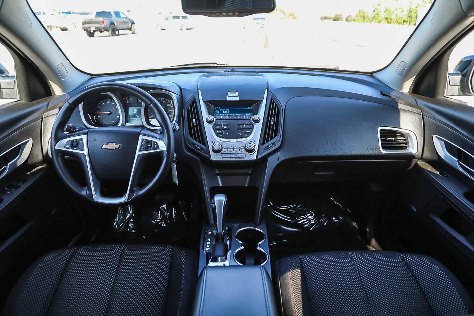 Thumbnail: 2011 Chevrolet Equinox - 11