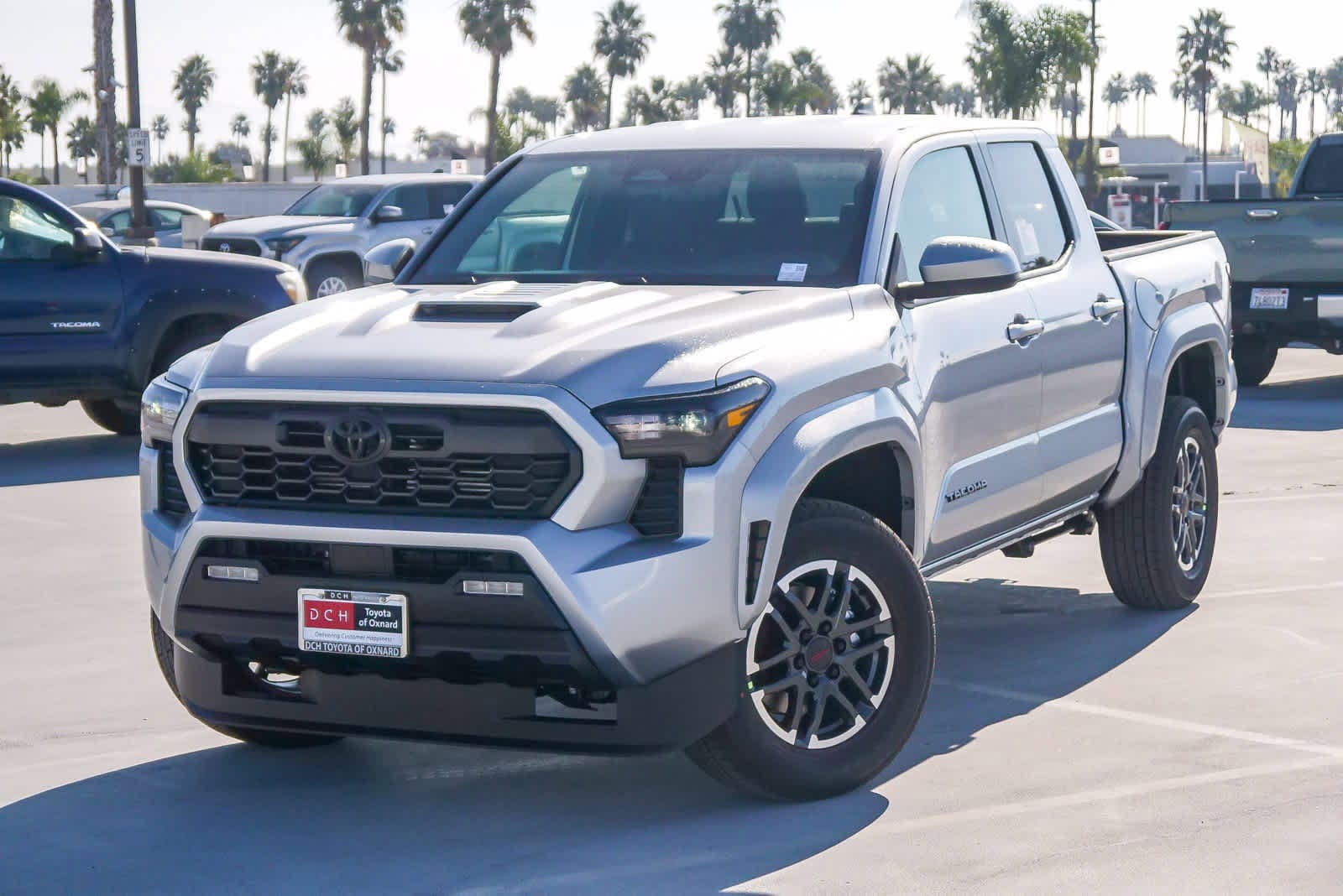 2026 Toyota Tacoma TRD Sport's photo