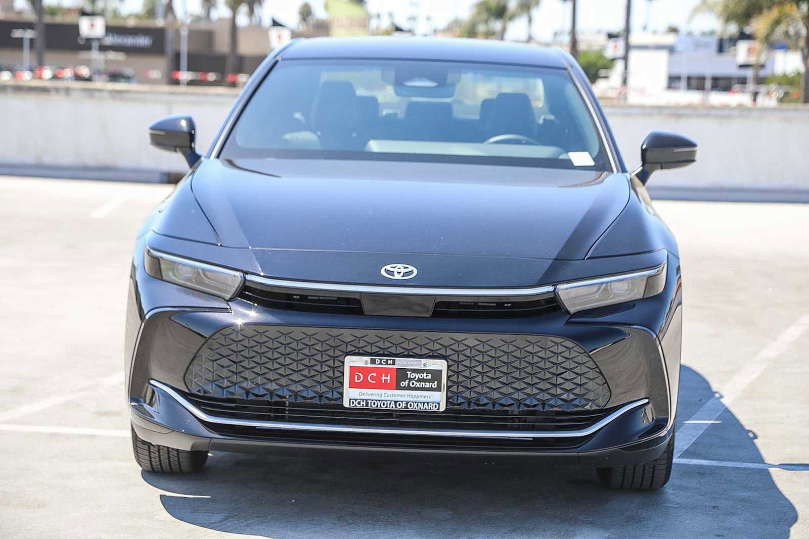 Thumbnail: 2026 Toyota Crown - 2