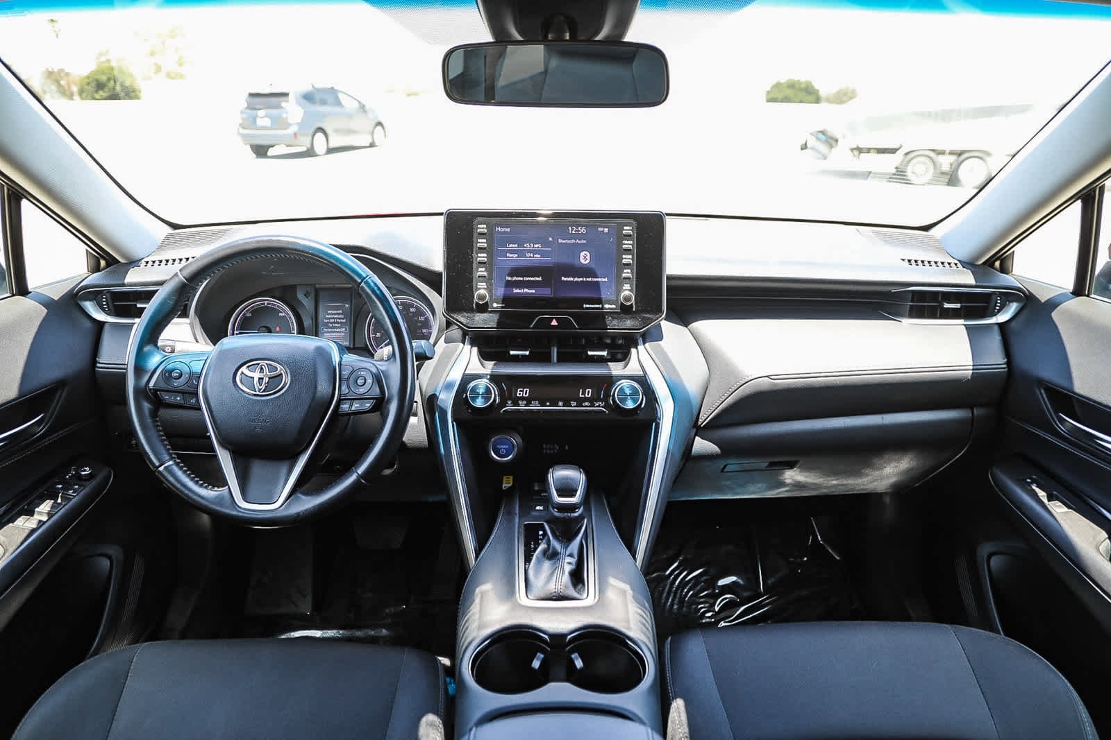 Thumbnail: 2022 Toyota Venza - 12