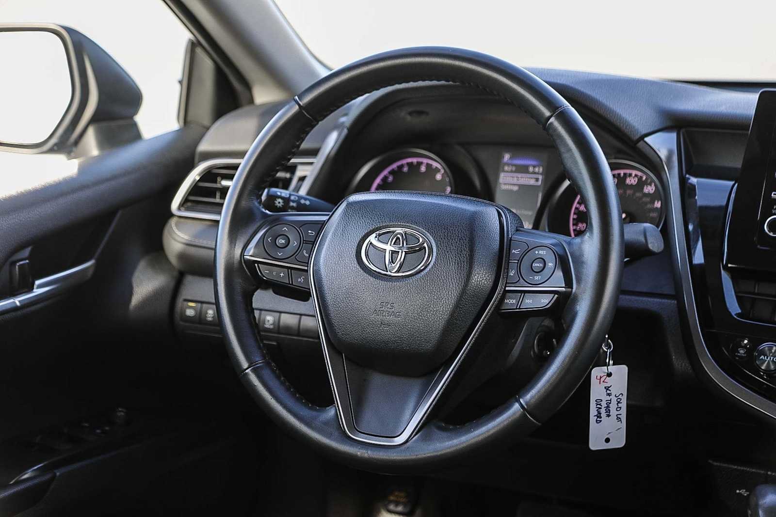 Thumbnail: 2023 Toyota Camry - 16