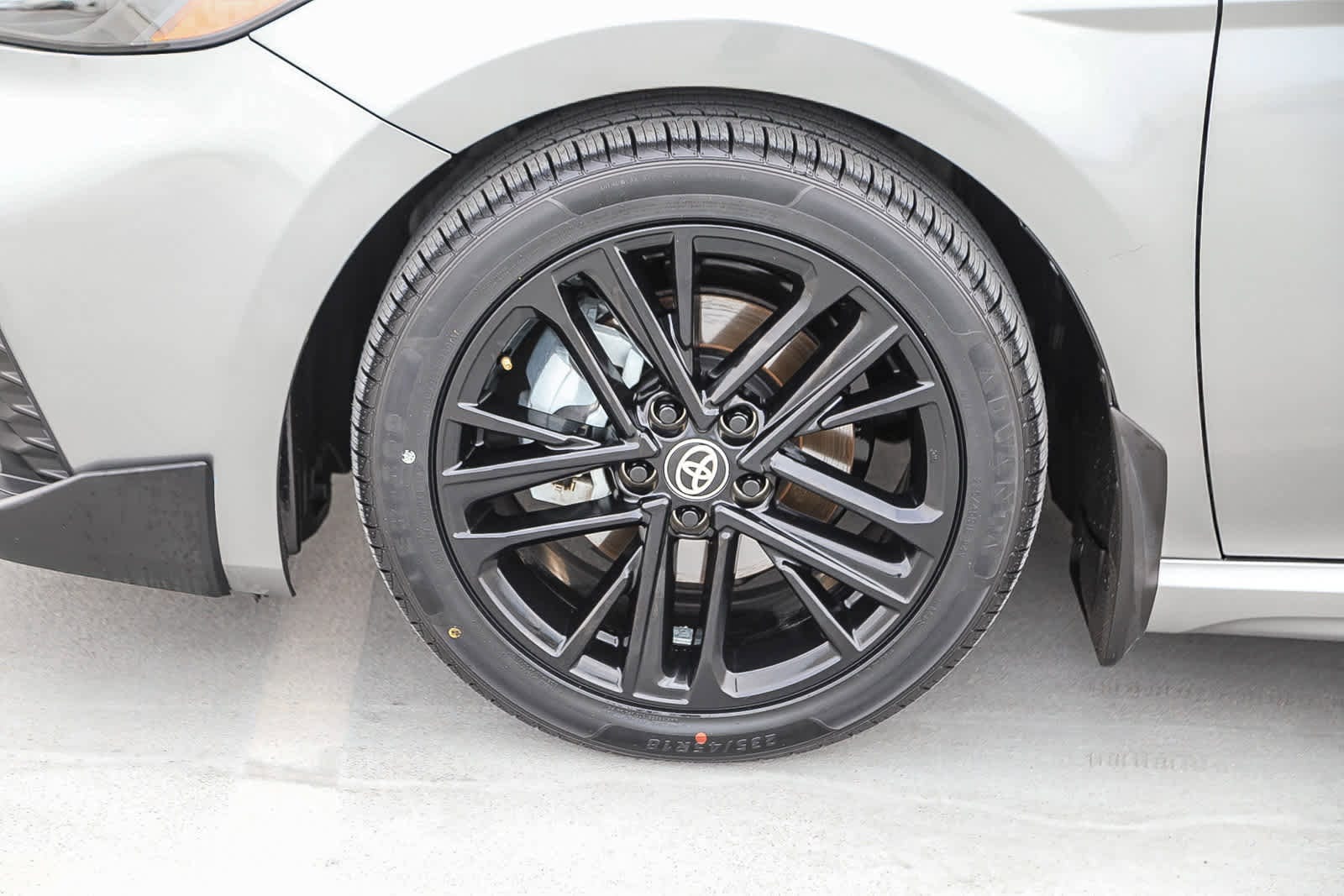 Thumbnail: 2025 Toyota Camry - 10