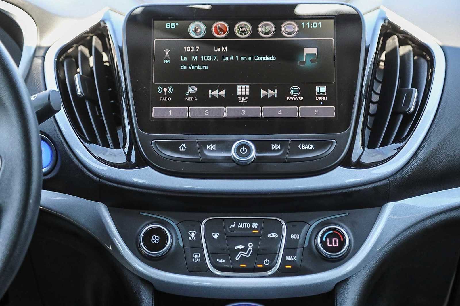 Thumbnail: 2018 Chevrolet Volt - 14