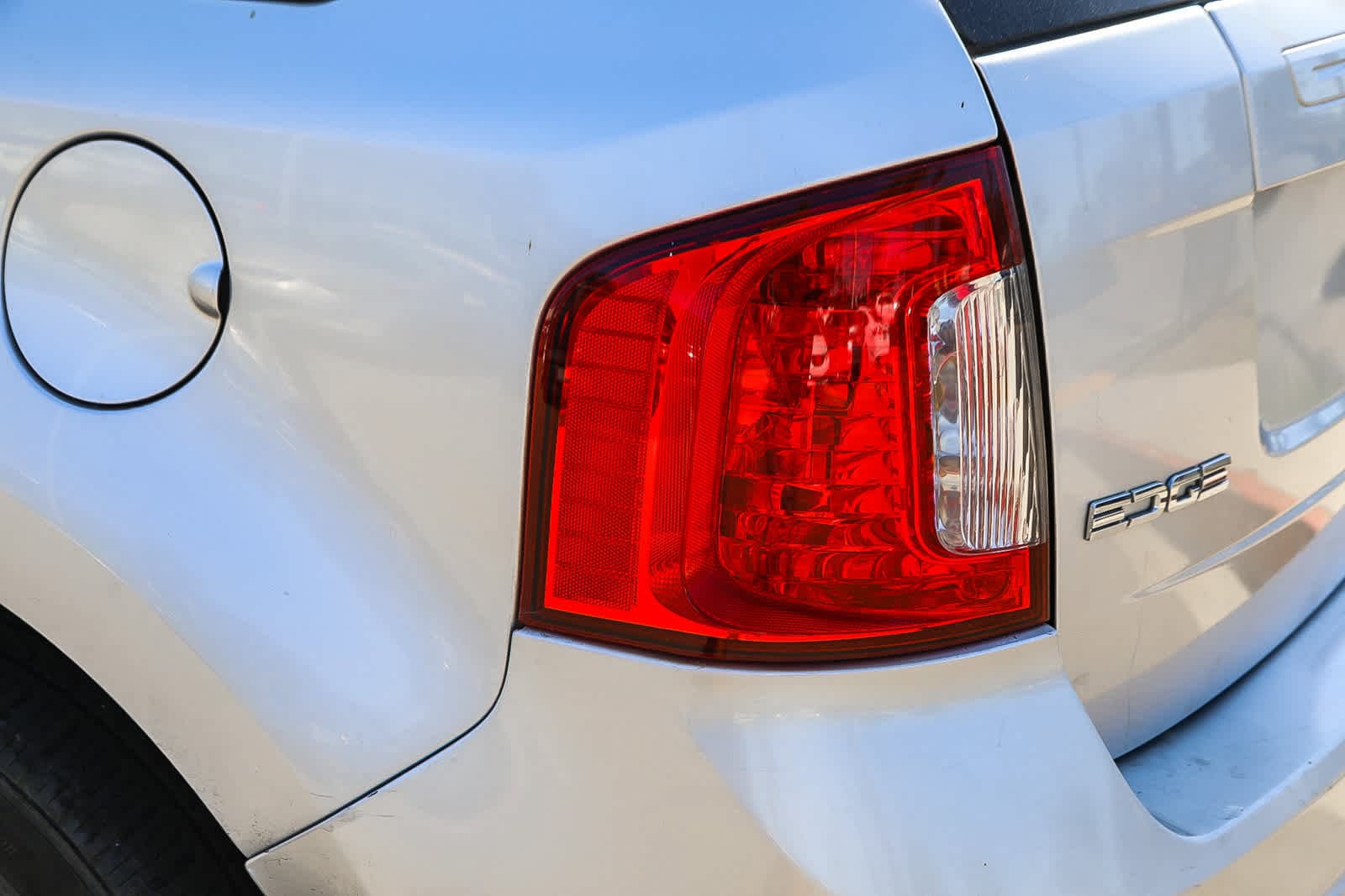 Thumbnail: 2011 Ford Edge - 11