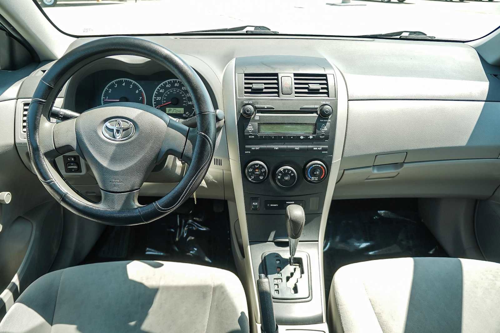 Thumbnail: 2009 Toyota Corolla - 12