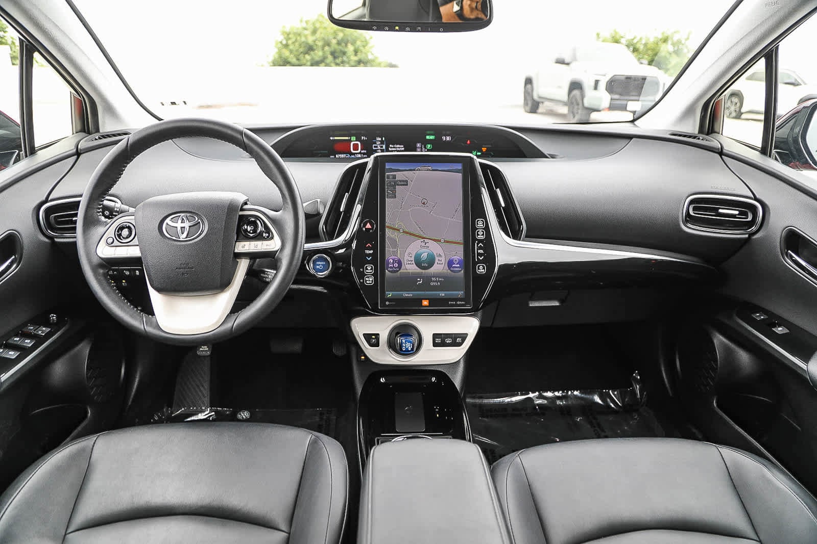 Thumbnail: 2017 Toyota Prius Prime - 12