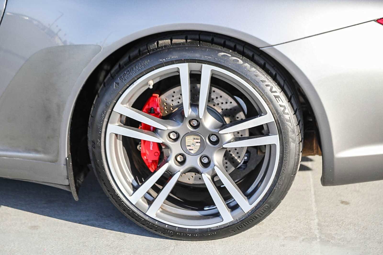 Thumbnail: 2012 Porsche 911 - 11