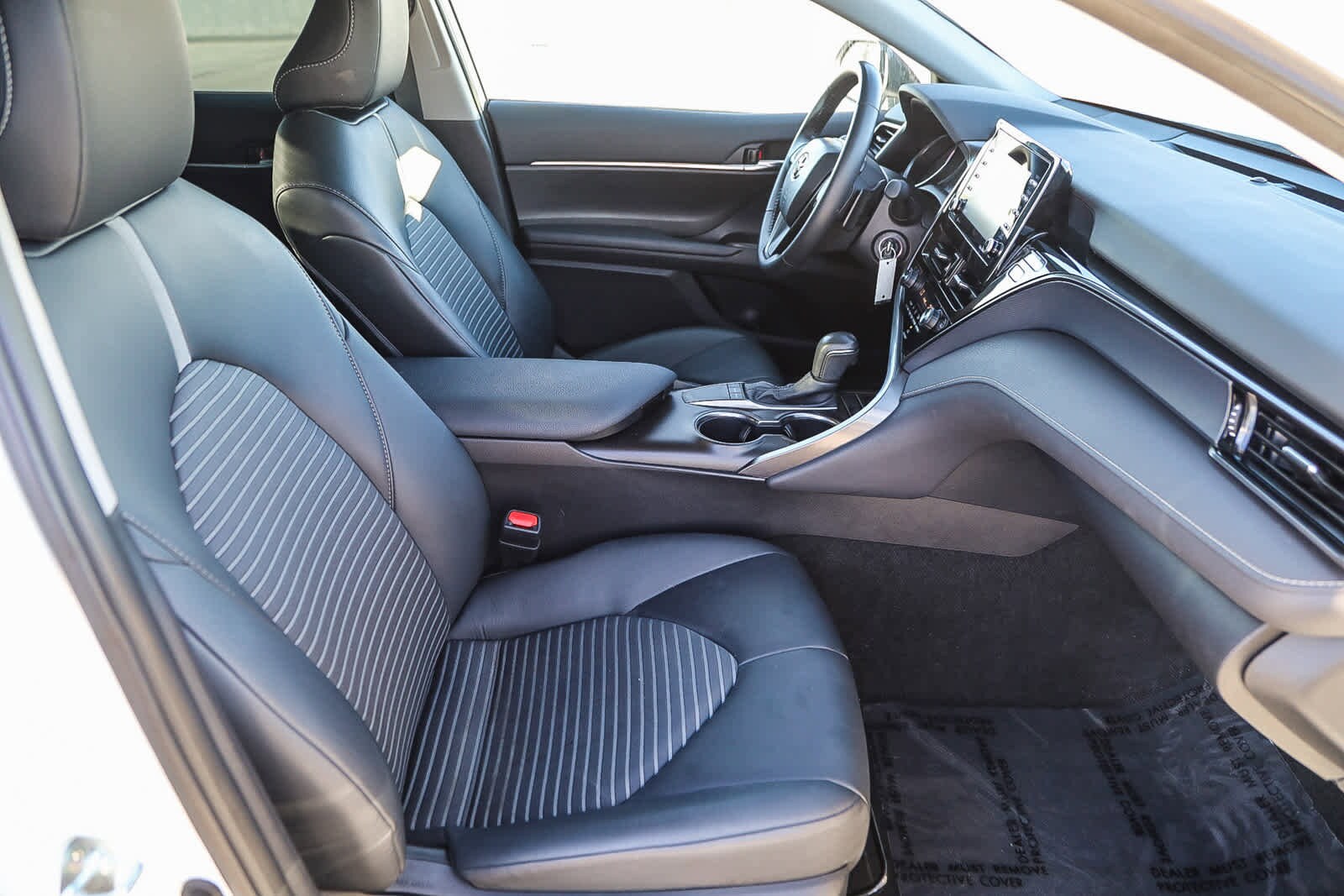 Thumbnail: 2024 Toyota Camry - 17