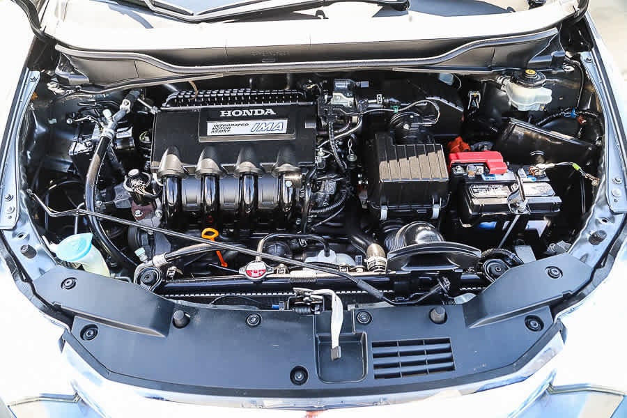 Thumbnail: 2012 Honda Insight - 26